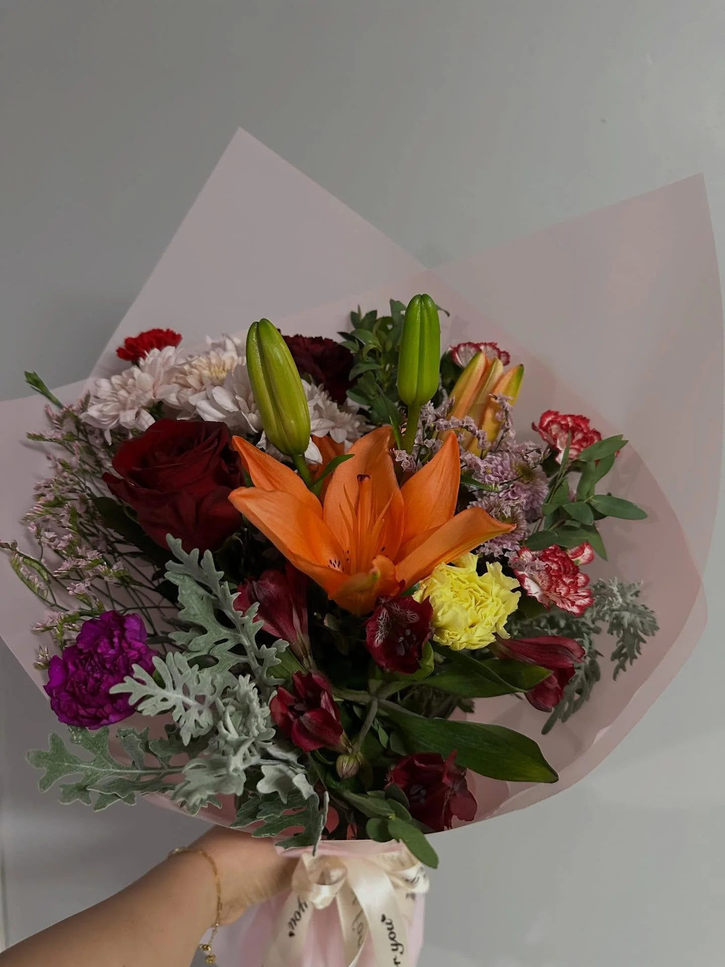 Got a friend who still needs Mother&rsquo;s Day flowers?

Refer them and you&rsquo;ll both get 10% off your orders!
Win-win 🥳