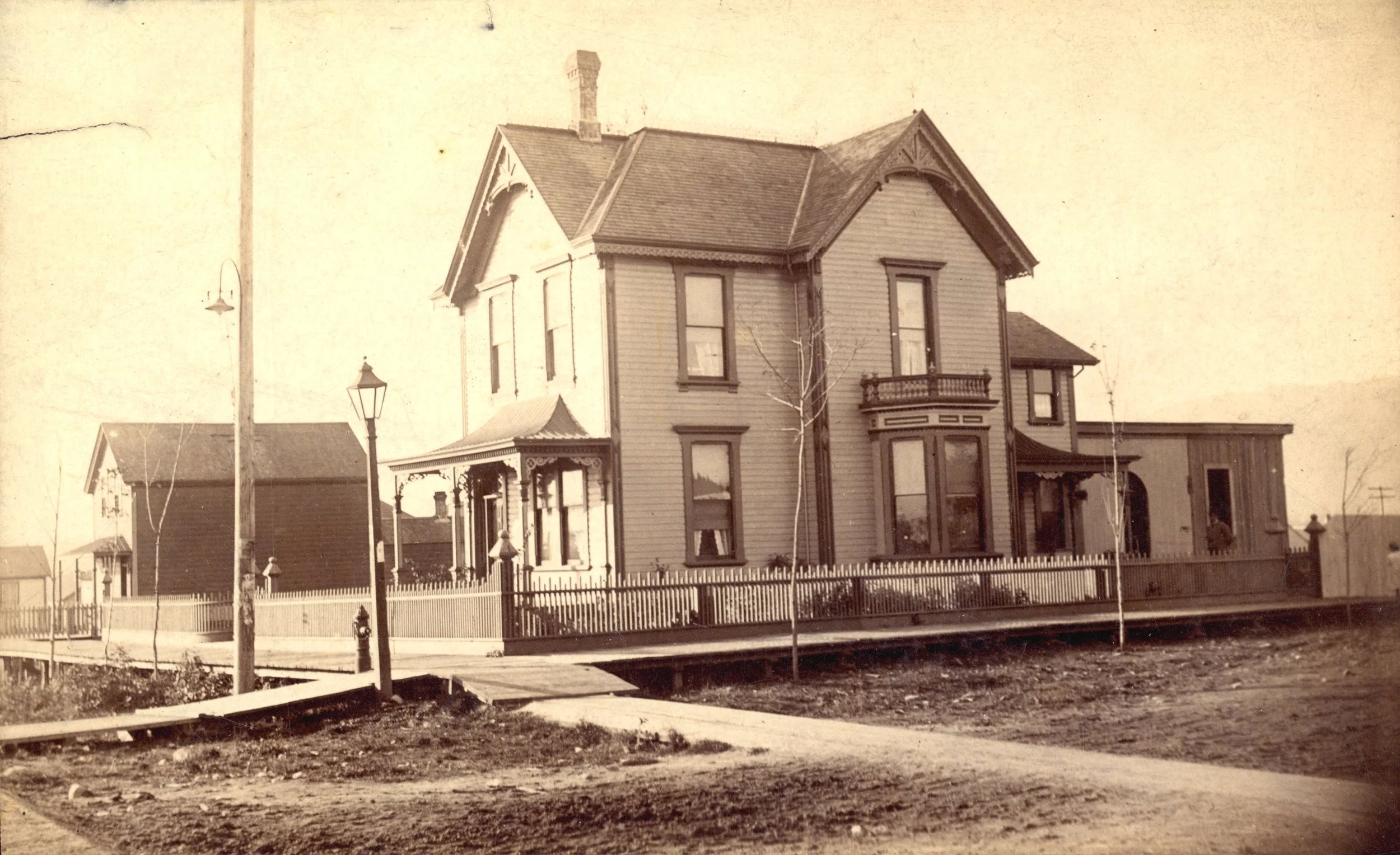 Mrs. Sullivan’s house, built for her son Arthur, located at the Northwest corner of Gore and Oppenheimer (E. Cordova) Streets, circa 1889.   After Philip’s death, Arthur, their son, had a home built in the area near Gastown. He and his mother ran a s