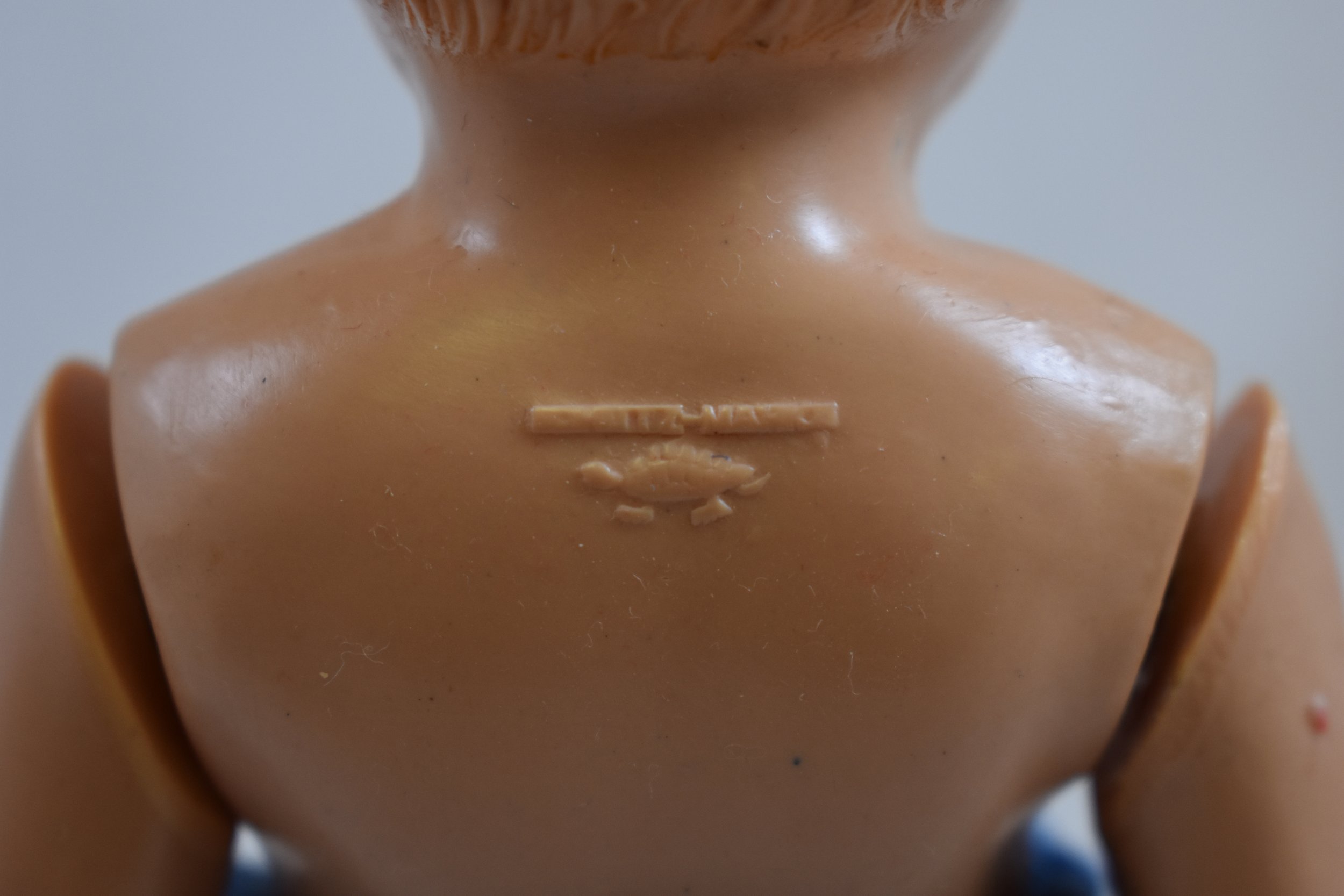 "Schutzmark" above the turtle.