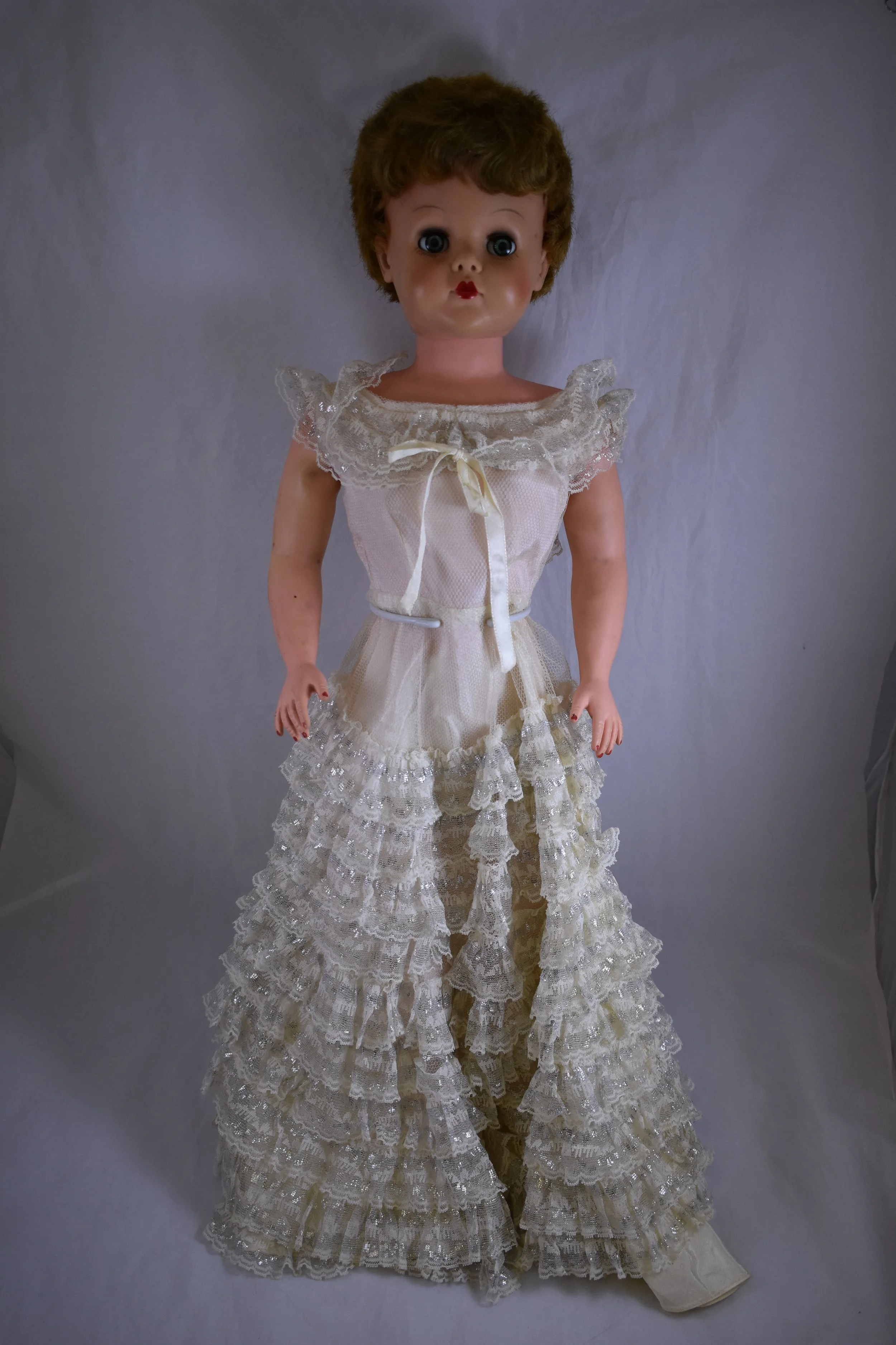 Betty Beautiful Bride doll