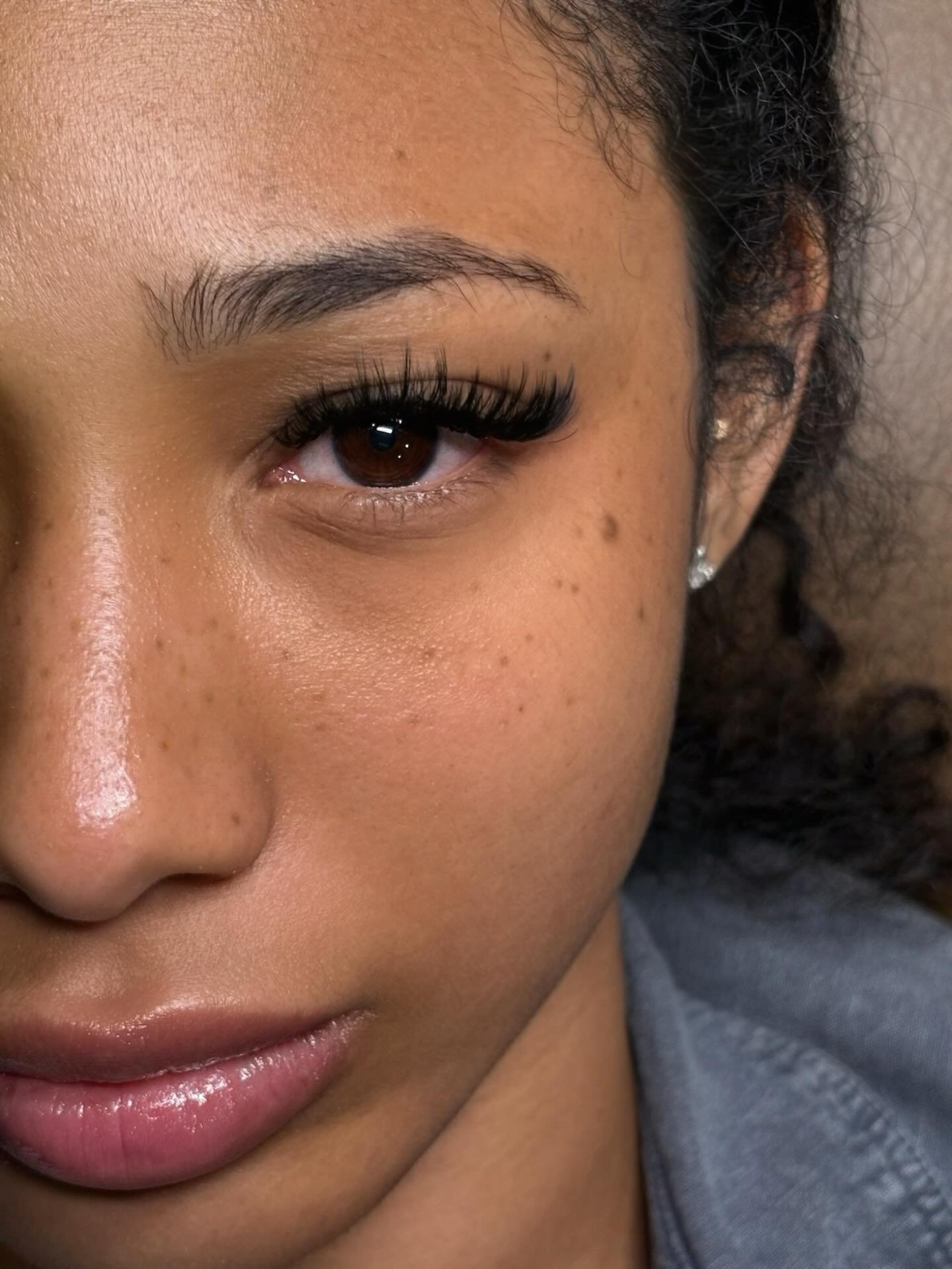 Effortless is a look. We just know how to do it🤍

Spring sets are filling&ndash; link in bio or DM SPRING to grab your spot🌸

&mdash;

lash extensions nyc &bull; wet set &bull; brooklyn lashes &bull; nyc lash artist &bull; hybrid lashes