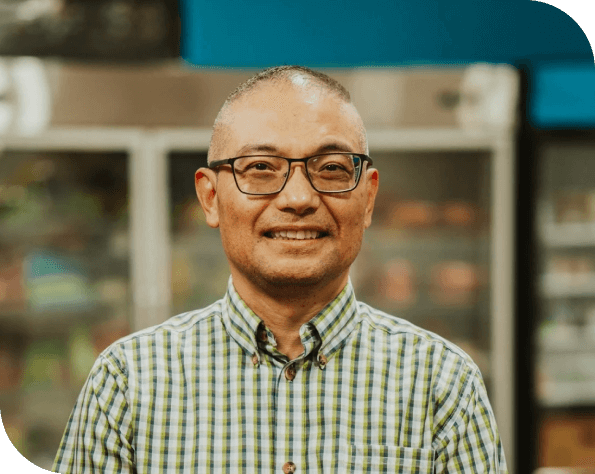 Photo of Arnold Reyes, board member