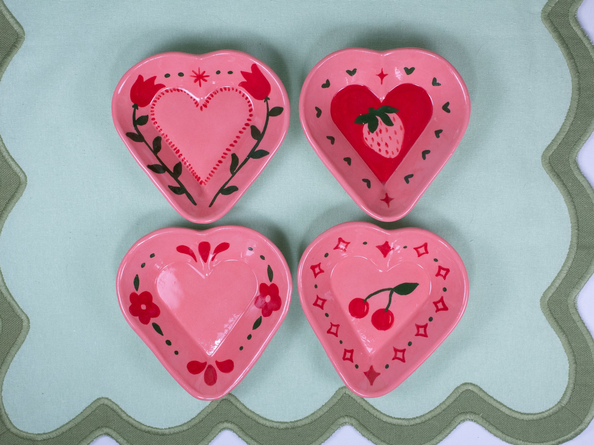 XS pink cutie dishes