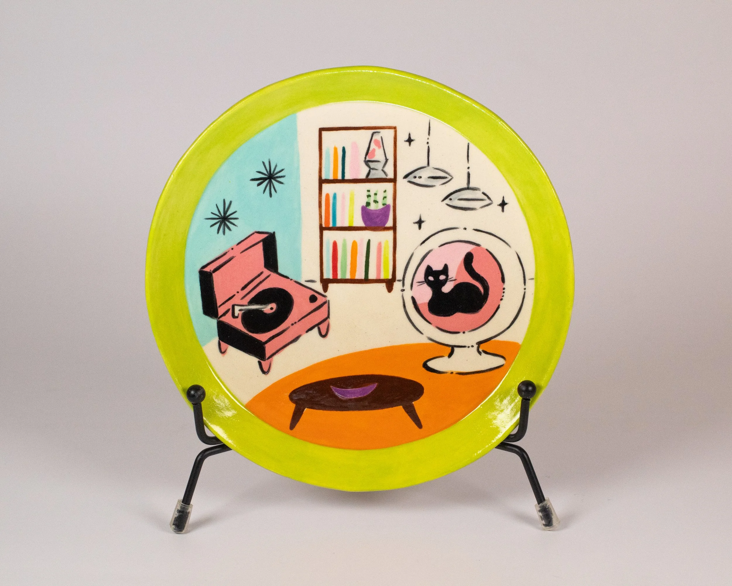 Small Pink Record Retro Room Scene Plate
