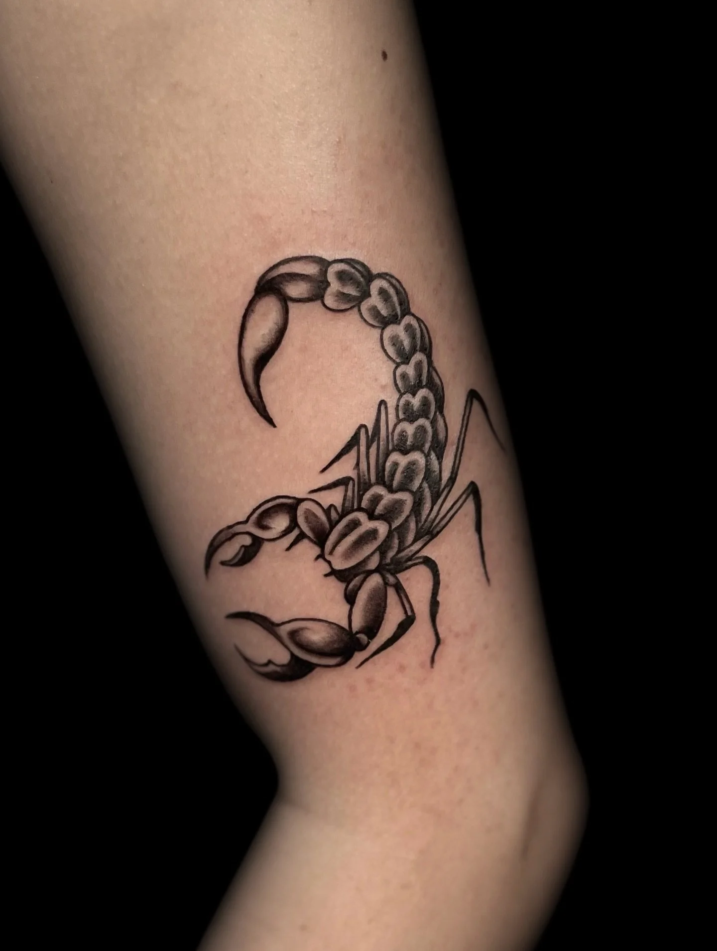 Scorpion 🦂

I&rsquo;ve got time in May and would love to do more traditional bangers like this lil&rsquo; guy ❤️&zwj;🔥

Located @hiddenvibes_tattoo 
in Cambridge, MA

Thanks for lookin&rsquo;