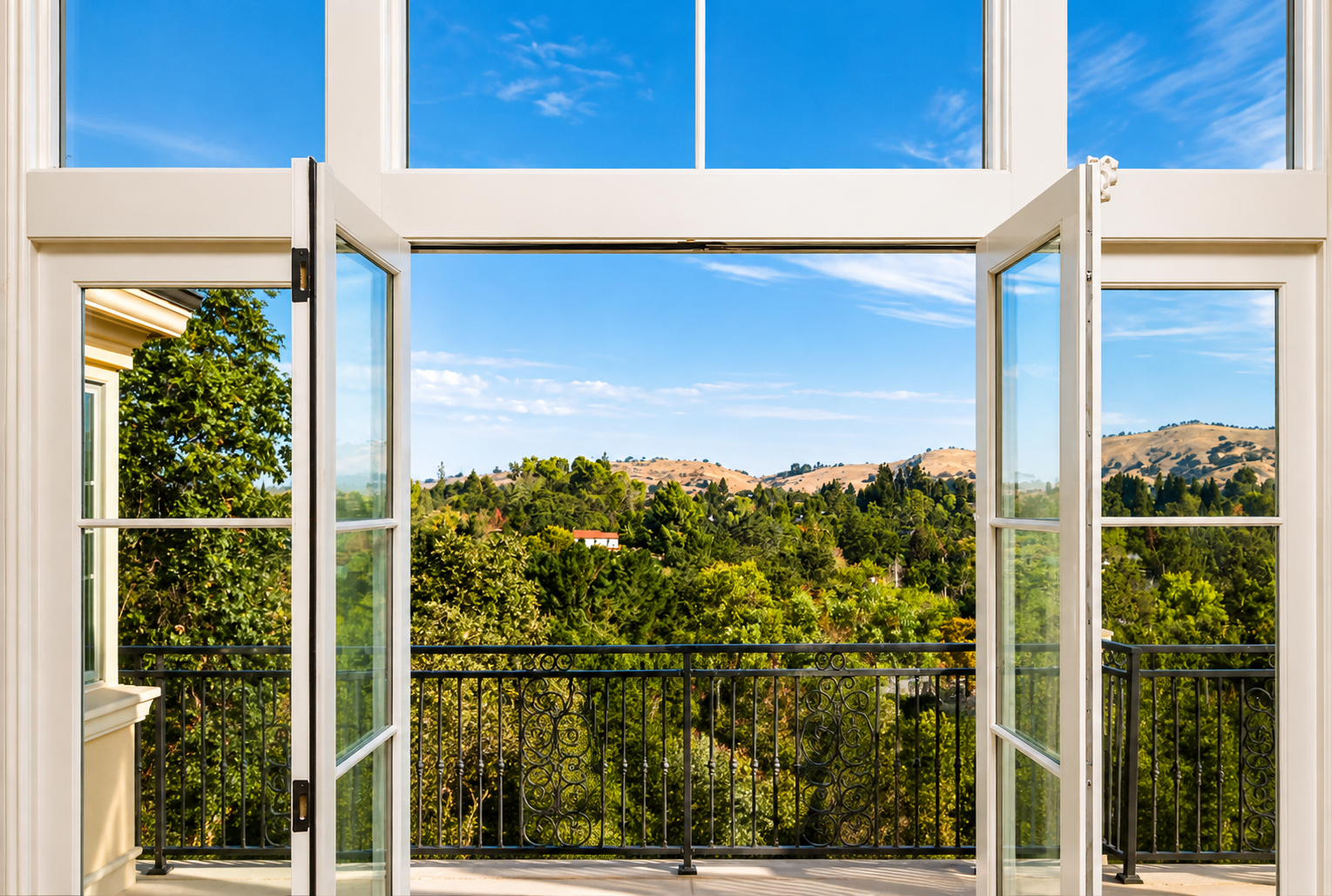 walnut-creek-luxury-house-villa-windows-balcony.png