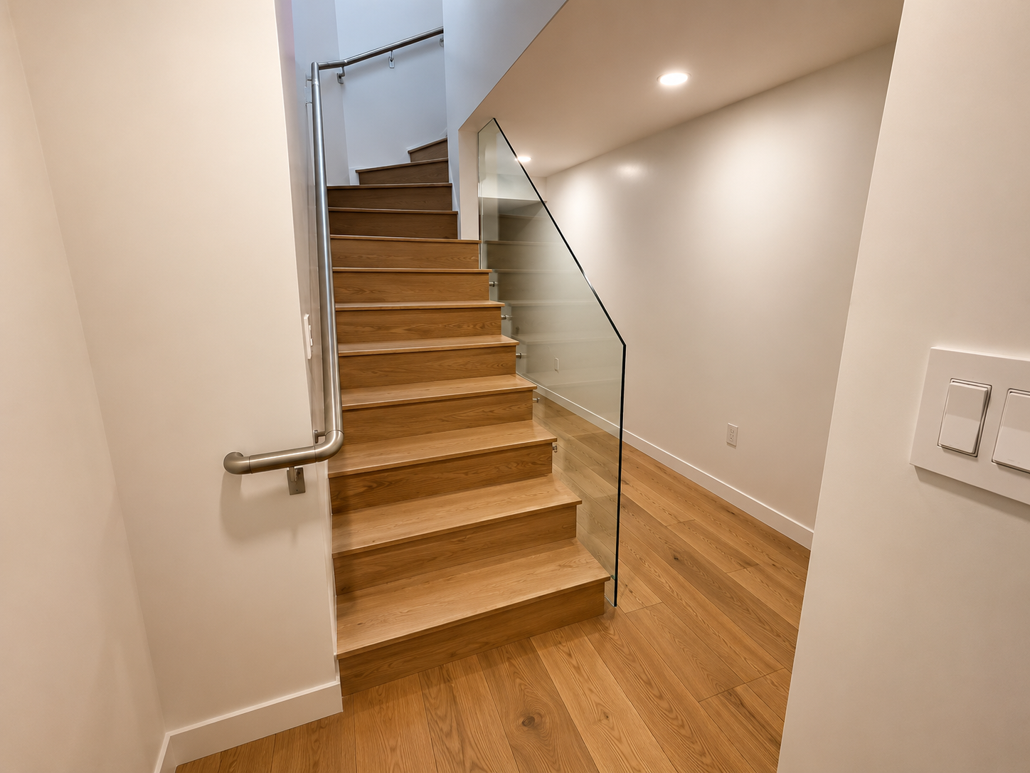 san-francisco-modern-stairs-entry-mission-district.png