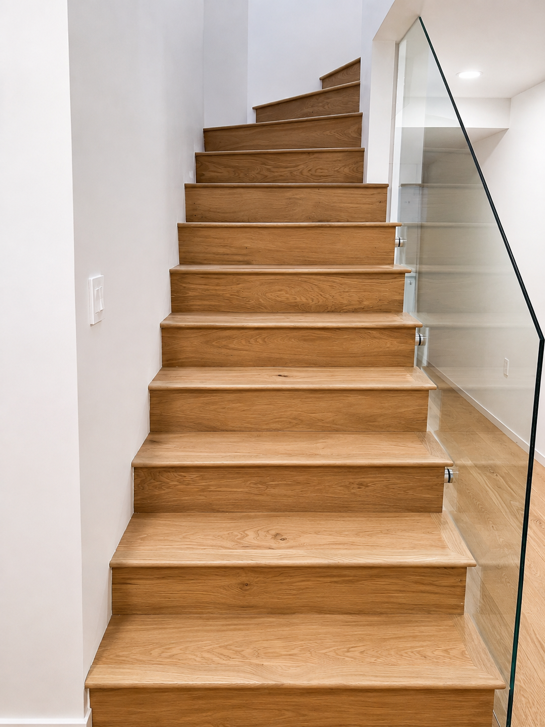 san-francisco-stair-entry-hall-oceanview.png