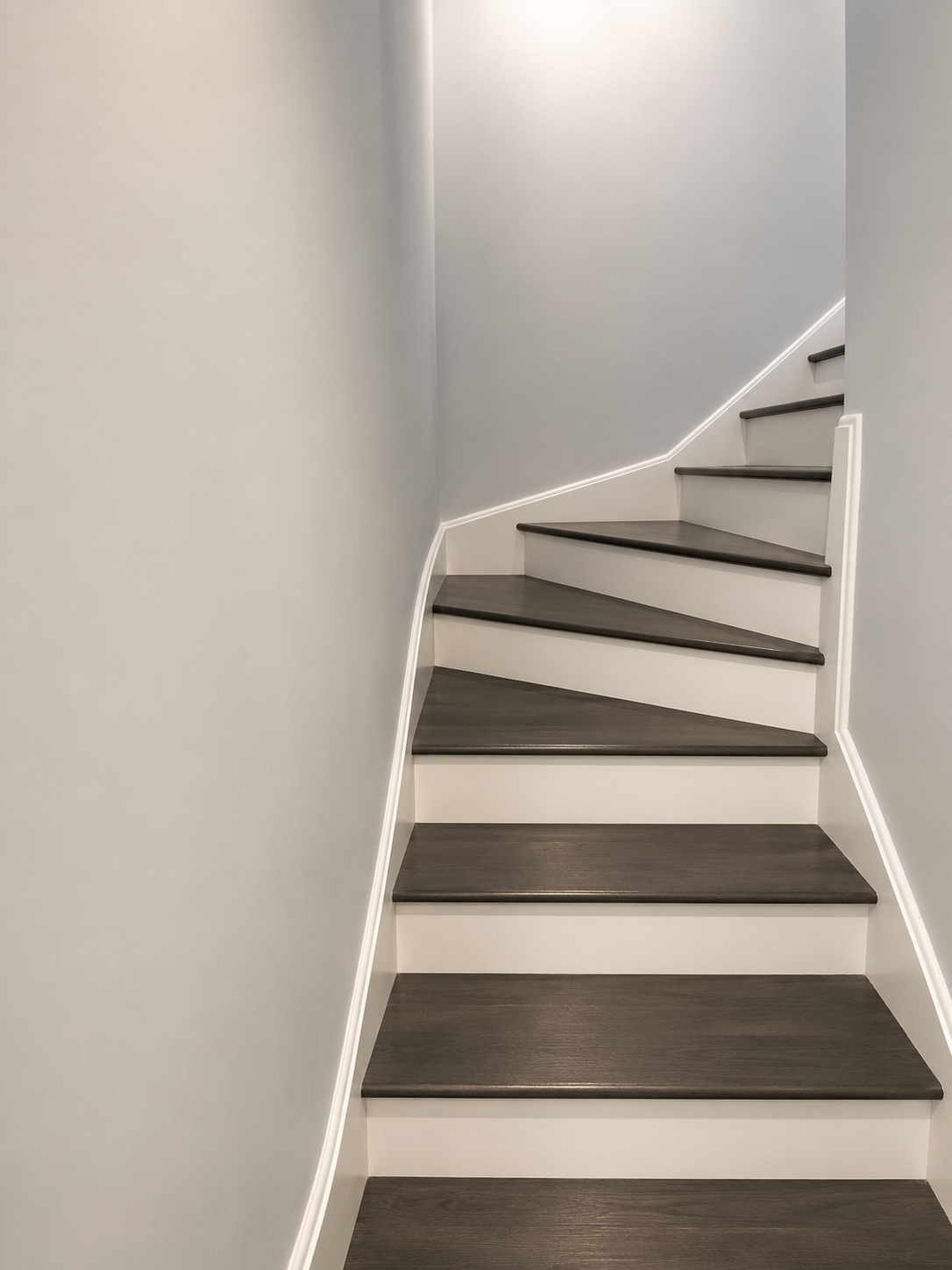 san-francisco-stair-hall-modern-oceanview.png