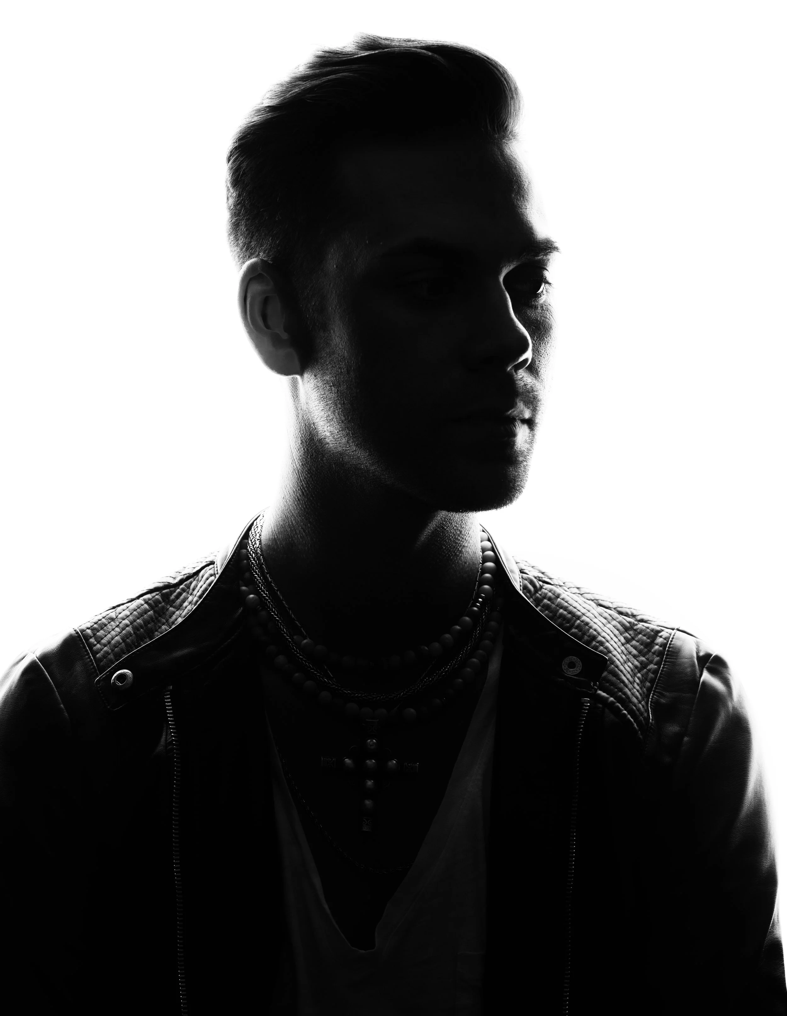 Brian Thompson_Silhouette_b&w-9953.jpg