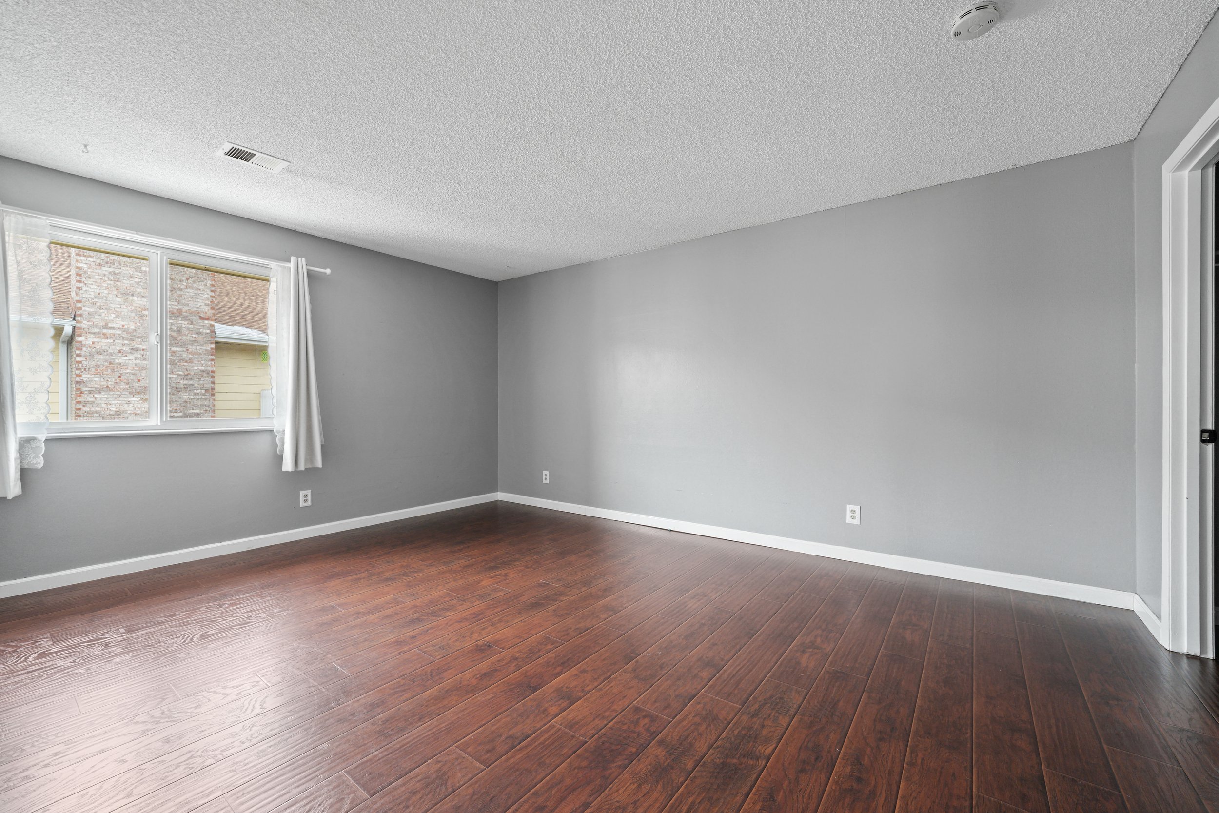 12502 E Cornell Ave(MLS)-14.jpg