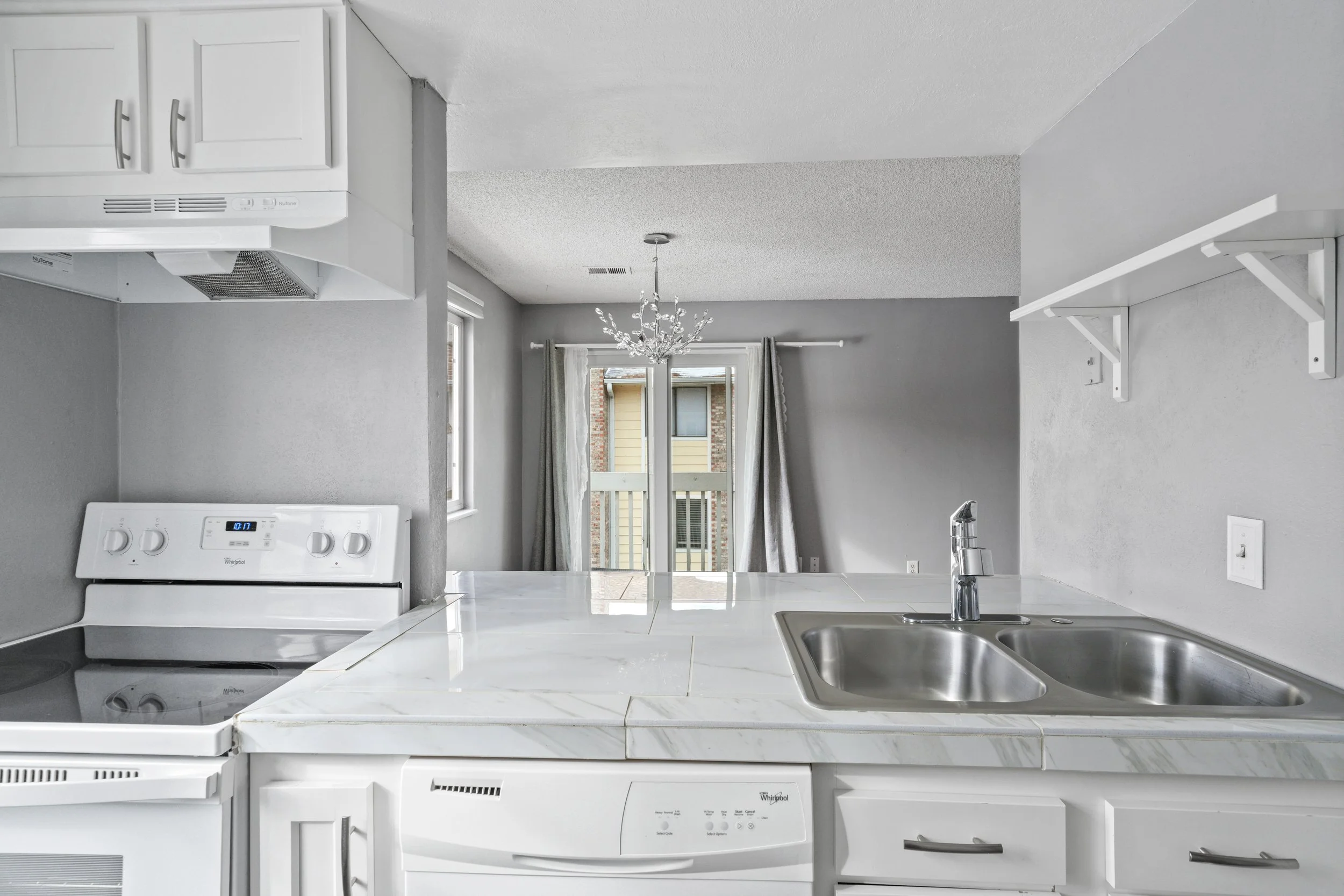 12502 E Cornell Ave(MLS)-18.jpg