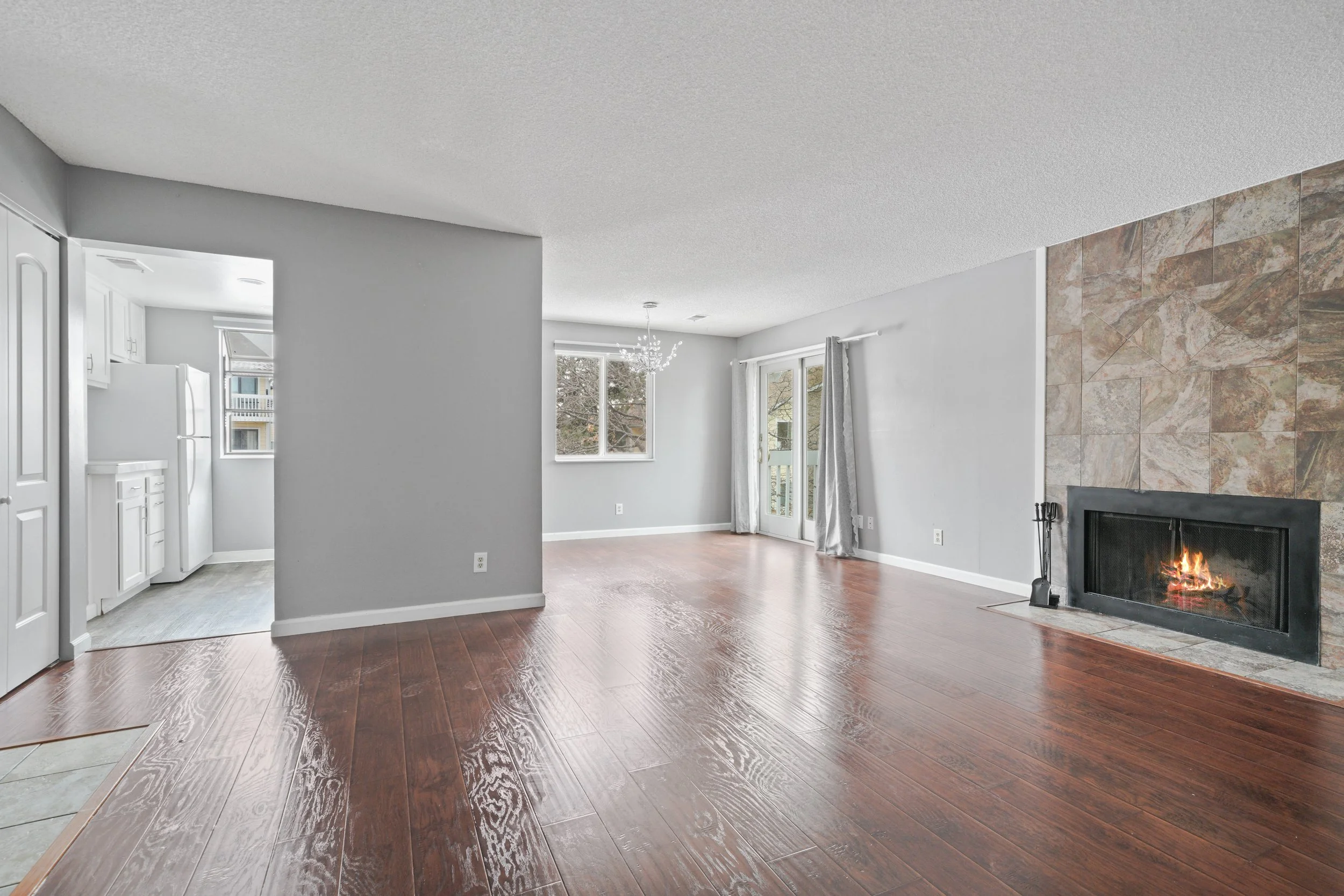 12502 E Cornell Ave(MLS)-8.jpg