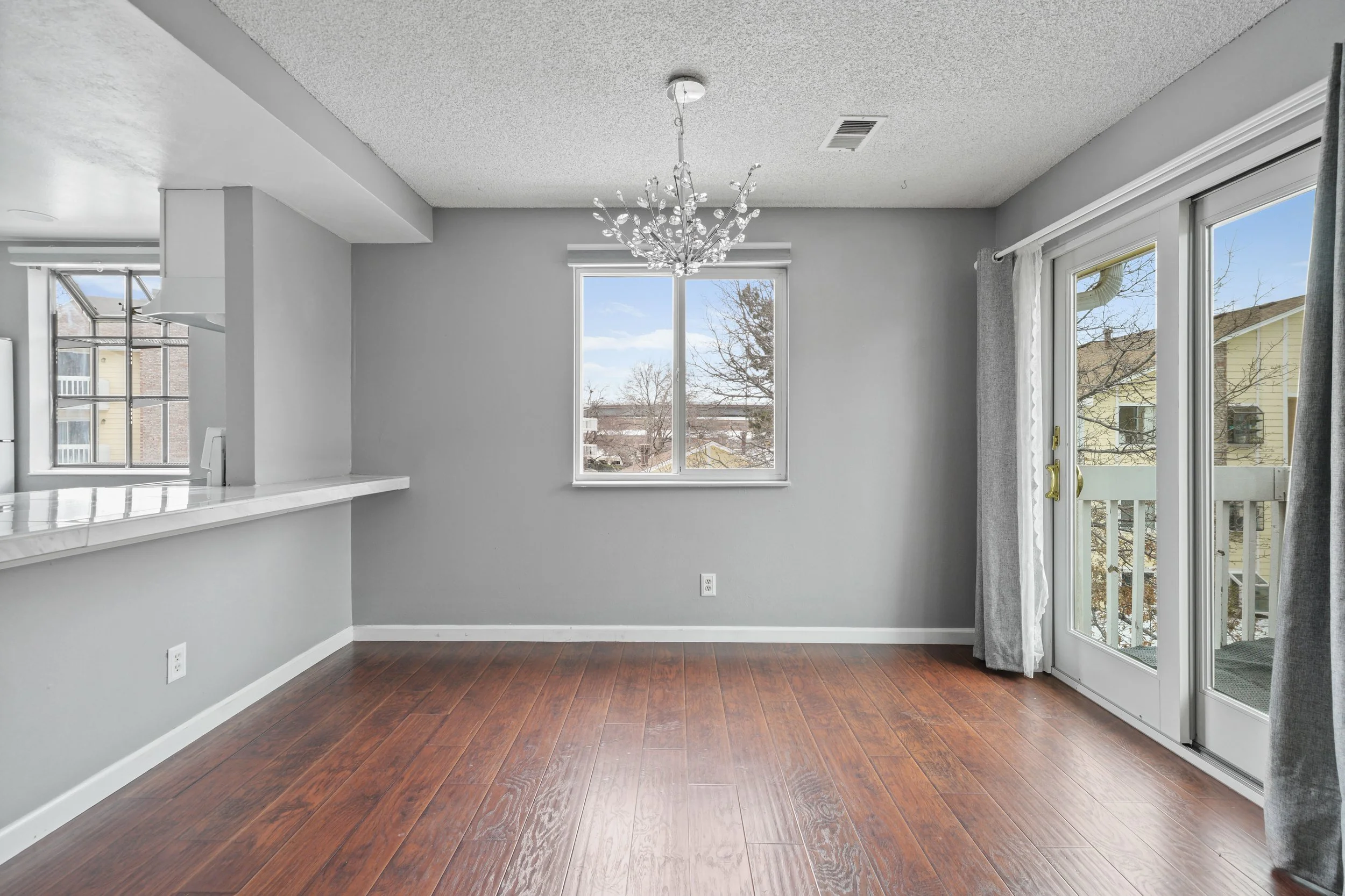 12502 E Cornell Ave(MLS)-5.jpg