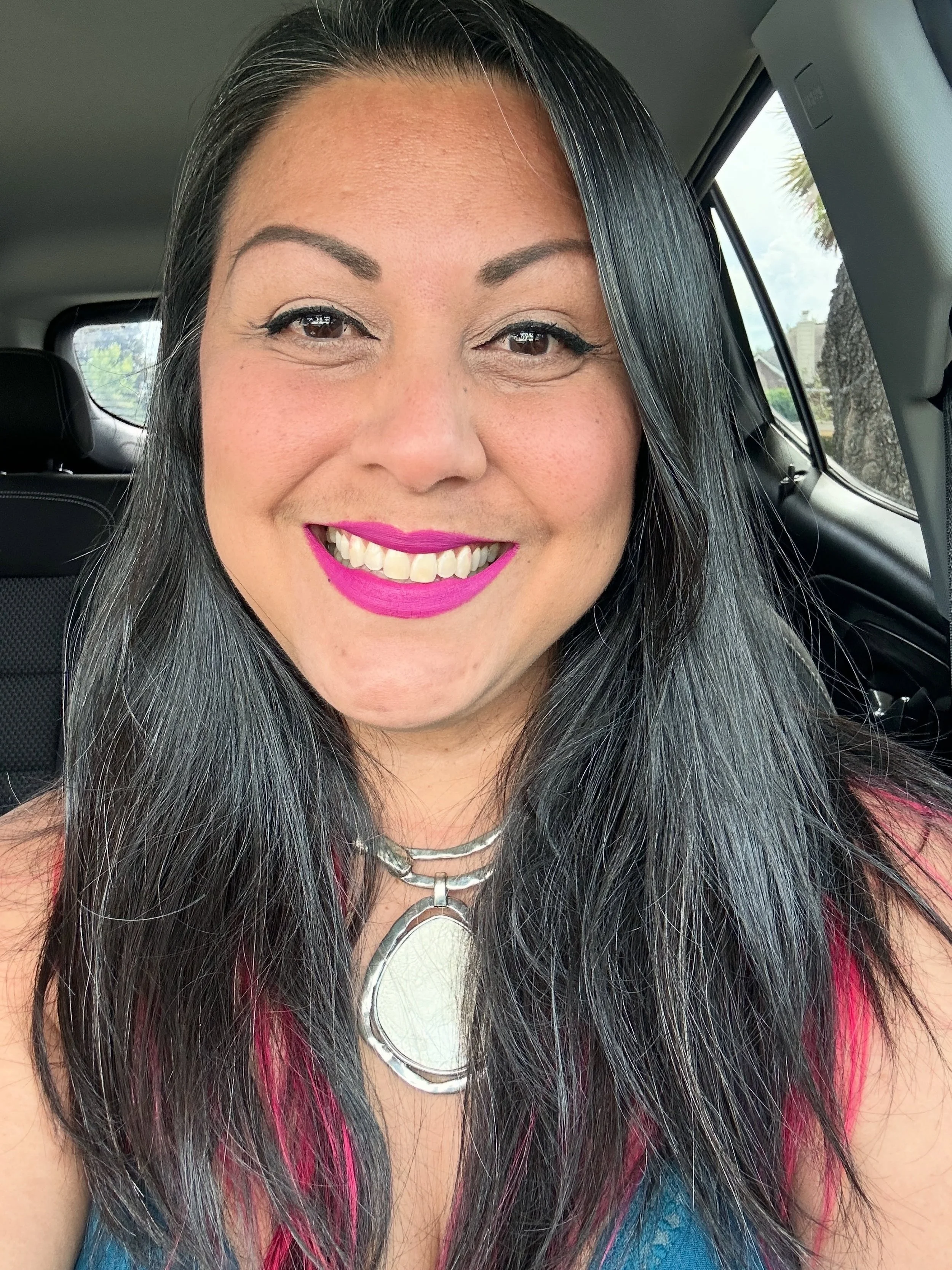 Are you a member of your local Chamber of Commerce? Why or why not?

Tonight I get to participate in a @leaguecitychamber event that has a panel teaching us more about NETWORKING! 🤗 Sooooo crucial for business longevity and growth. 💖
