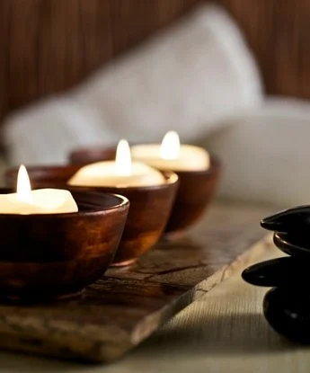 The Fox Den Spa — Spa Services ($250 value)
Boise's sugaring studio, tucked on Overland Road, where the treatments are personal and the pace is unhurried. A gift certificate for services here isn't a luxury so much as permission to sit still for an h