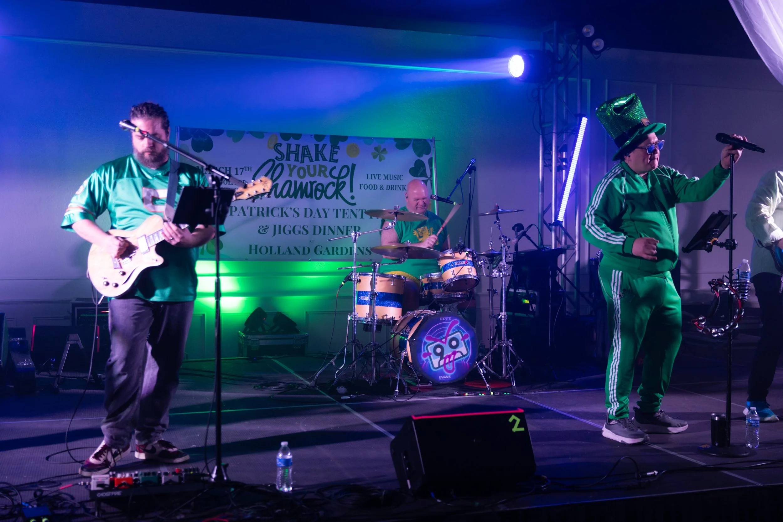 The Skittle Bots - Shake Your Shamrock