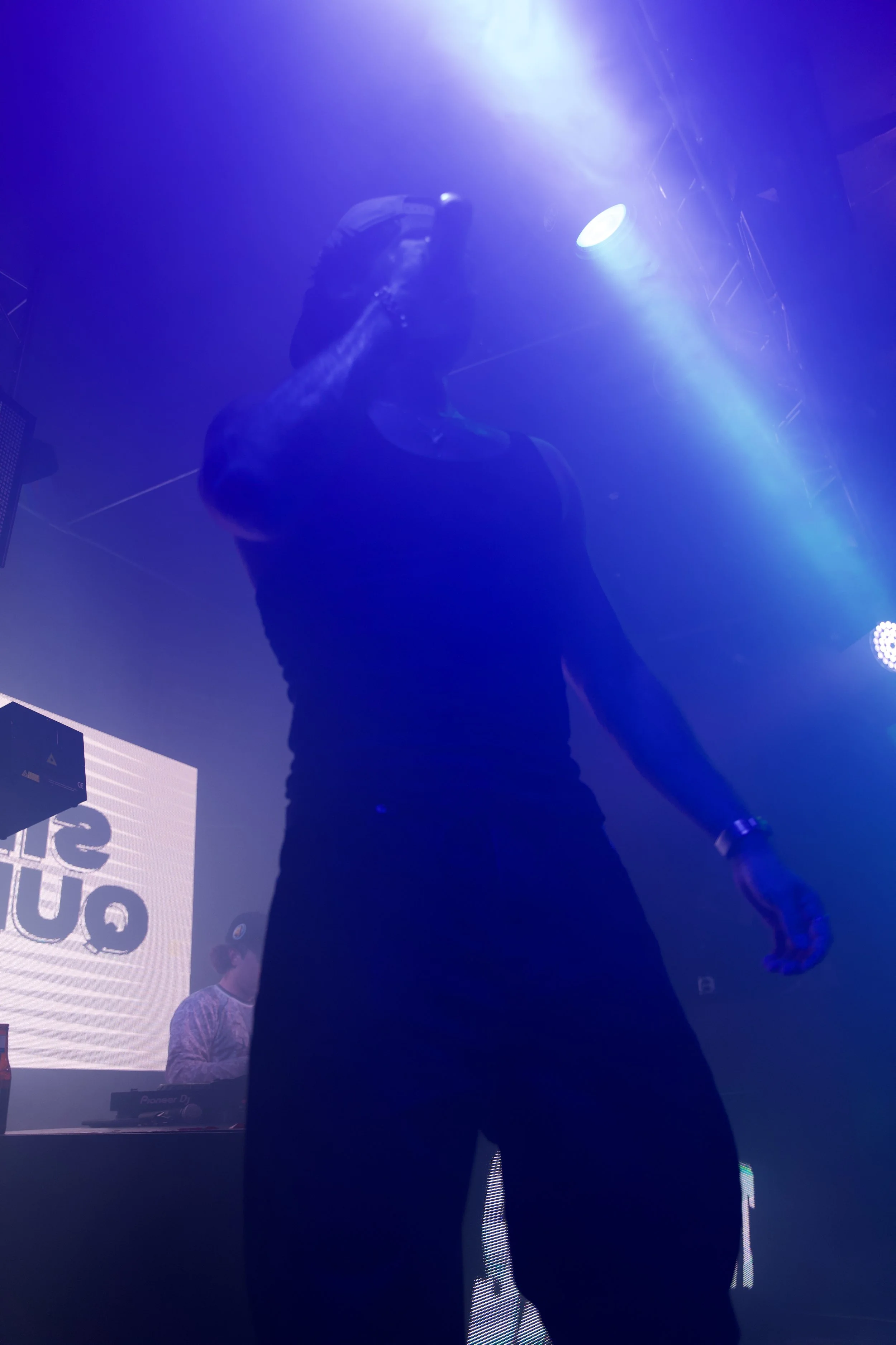 Side Quest - Liquid Bar