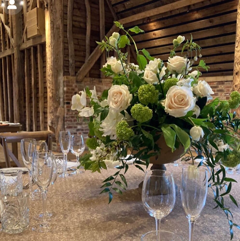 Sarah-Maylin-Flowers_Ready-to-Wear-Collection_image32_Country-Garden.jpg