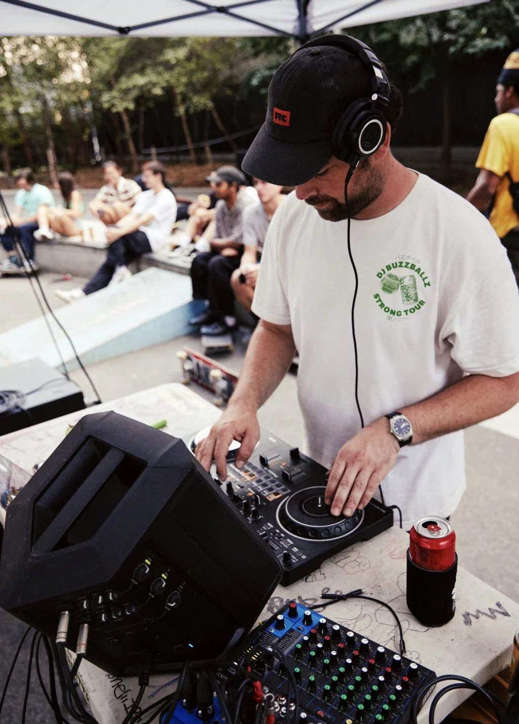 Heavy Hands Skate Jawn