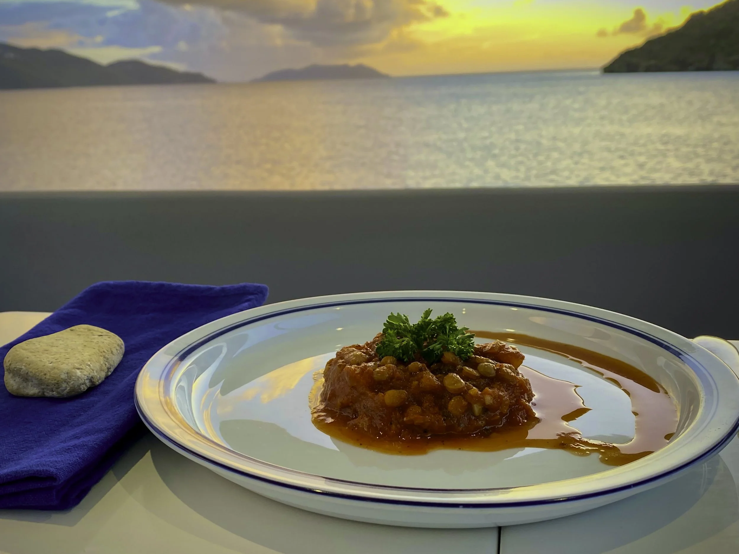 Lentil Bolognese, an easy Vegan recipe for boating