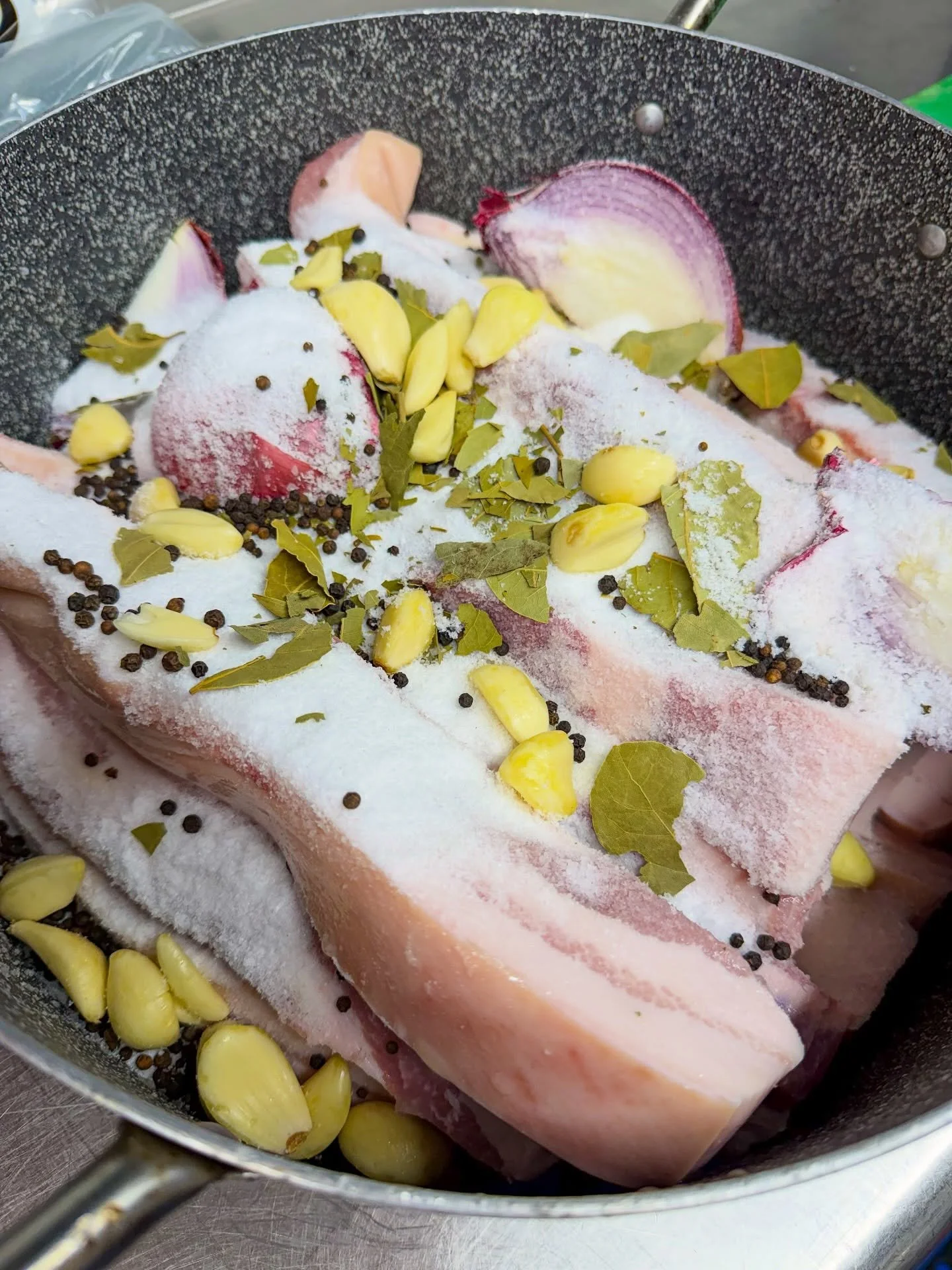 You guys really like that Chicharr&oacute;n&hellip;

So we&rsquo;re making more! More of our Crispy, Tender Pork Belly Chicharr&oacute;n available tomorrow at Green Cheek in Orange 🍊.

🔥 @flavios.taqueria 

#events #brewery #orange #tacos #taqueria