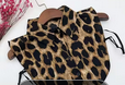 Chic Leopard Print Detachable Collar