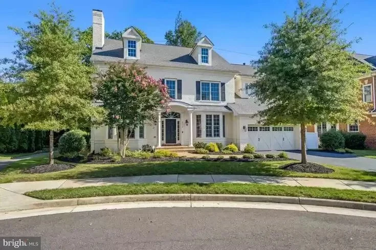 Cash home buyers purchasing houses in any condition in Vienna West Virginia.