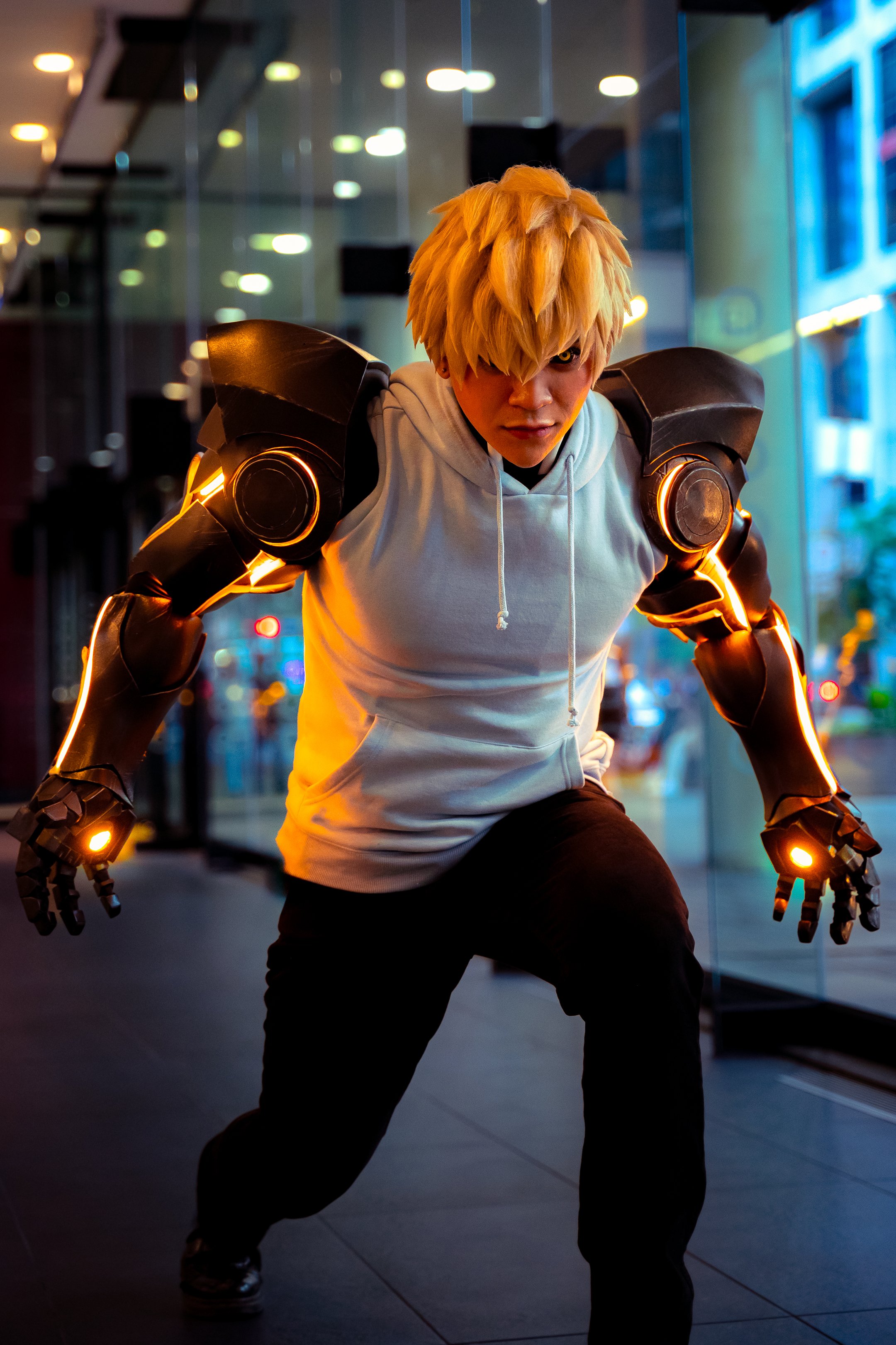 Genos 12.jpg