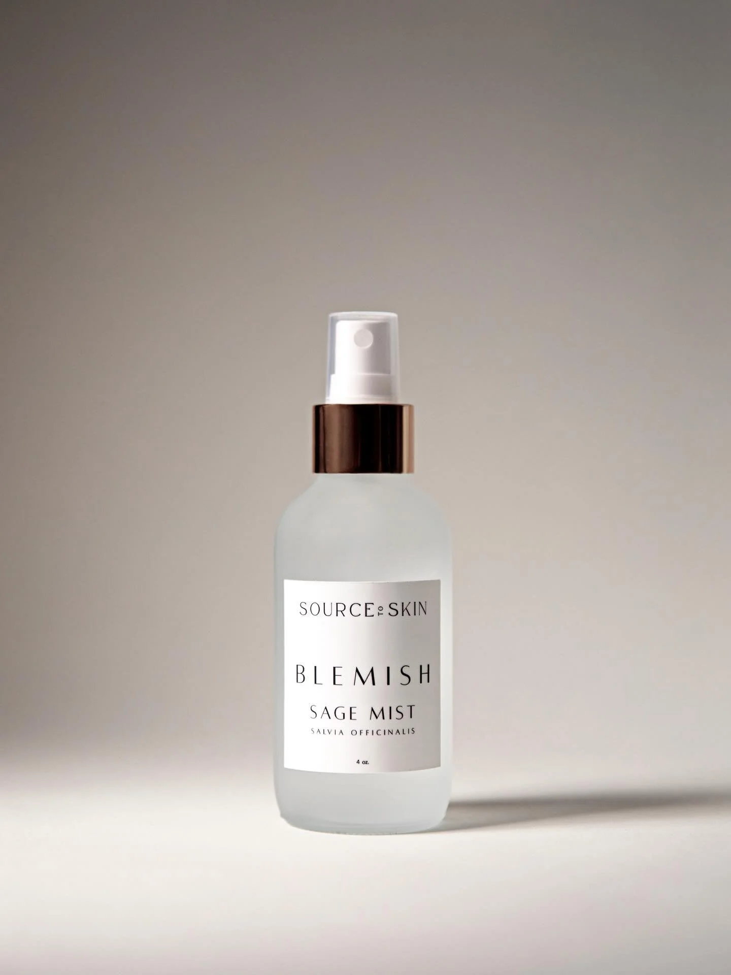 Meet your skin&rsquo;s reset.
Sage Blemish Mist helps tone, purify, and calm blemish-prone skin without stripping moisture.