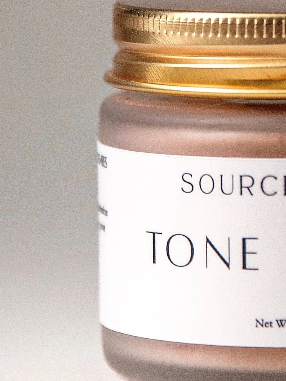 Our Toning Mask is a botanical blend designed to refine, firm, and revive your skin&mdash;naturally.
&bull; Rose: soothes, hydrates, and supports a balanced complexion &bull; Cacao: rich in antioxidants to protect and improve skin tone &bull; Honey: 