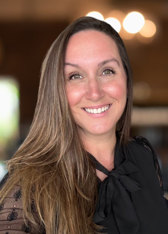 Courtenay Johnson, Registered Psychotherapist (Qualifying), Couples Counsellor | Couples Therapist | Online | Virtual | Ontario | BC | Alberta | Canada