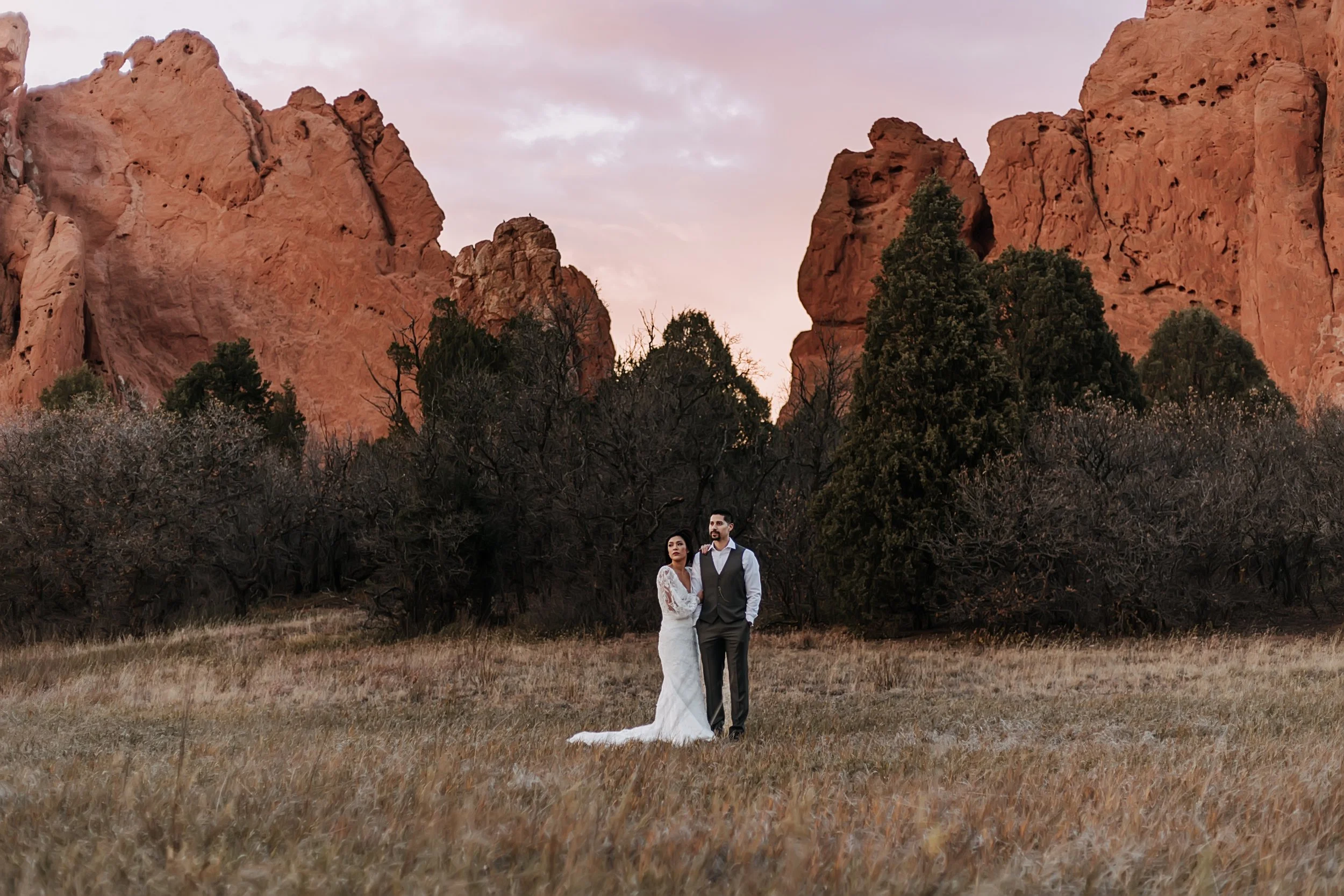 Colorado Springs wedding venue with mountain views graden of the gods wedding Cheyenne Mountain resort