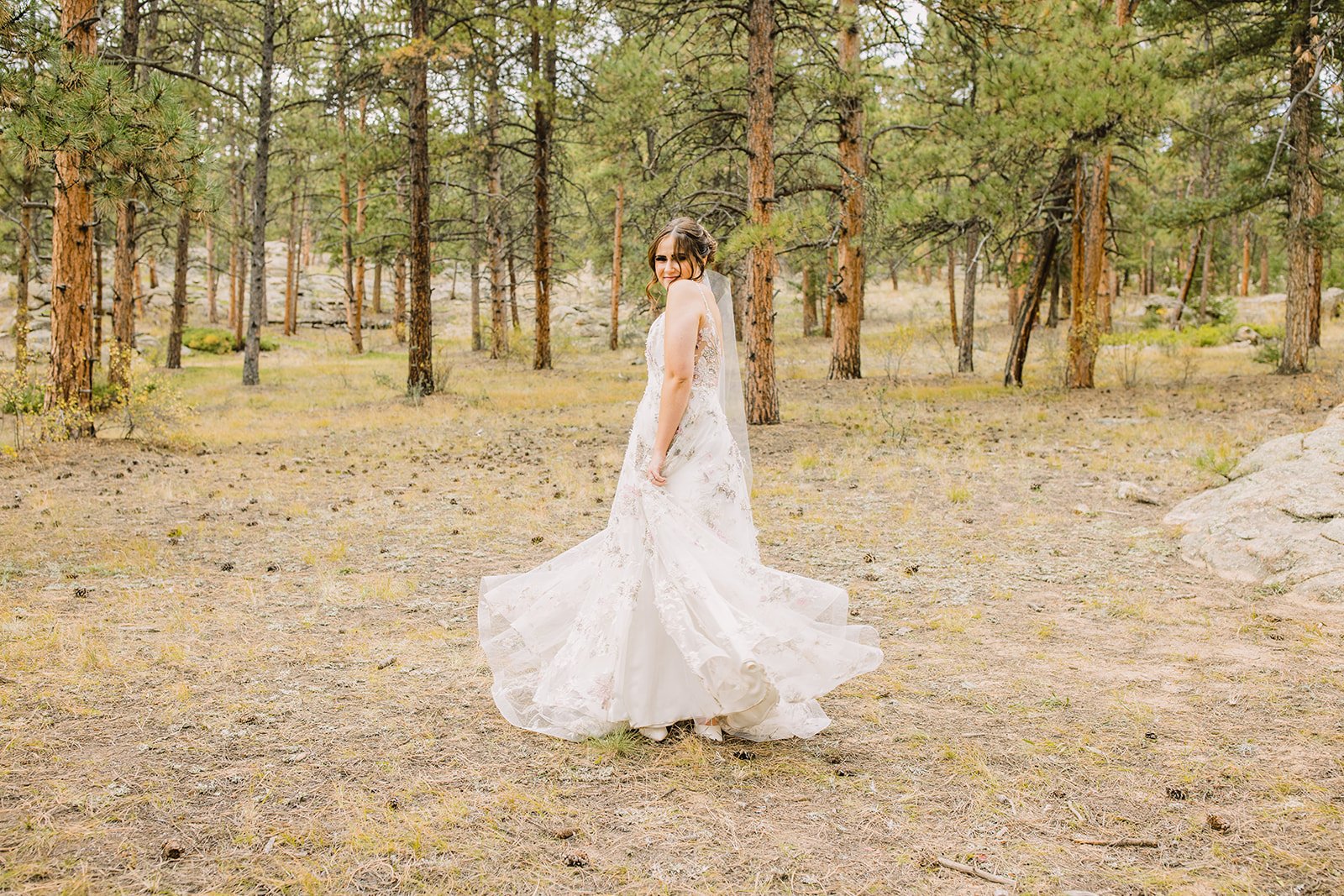 fall Colorado Springs mountain wedding with bride and groom elopement wedding planner