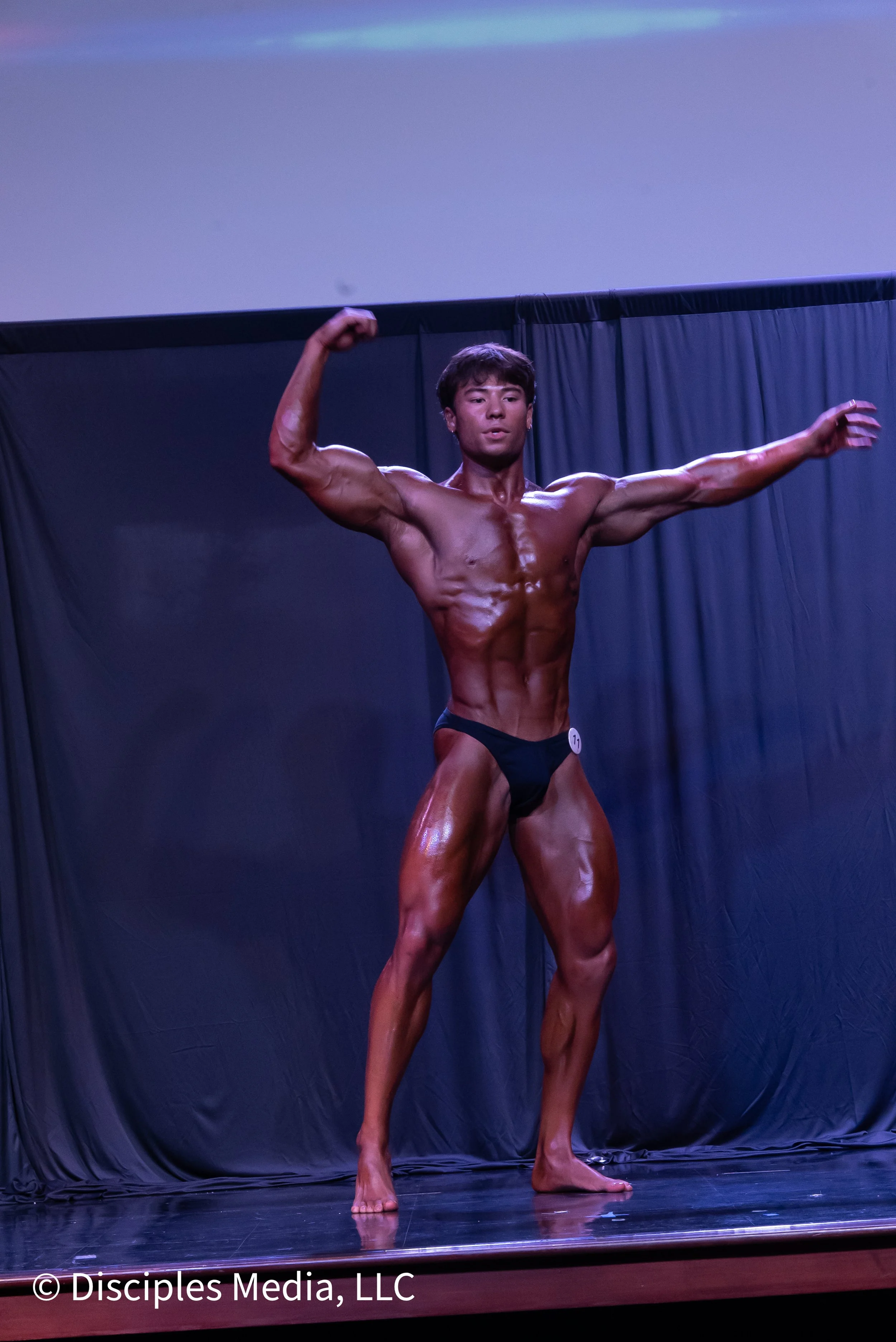 Legend #11 - Eli Siu-110.jpg