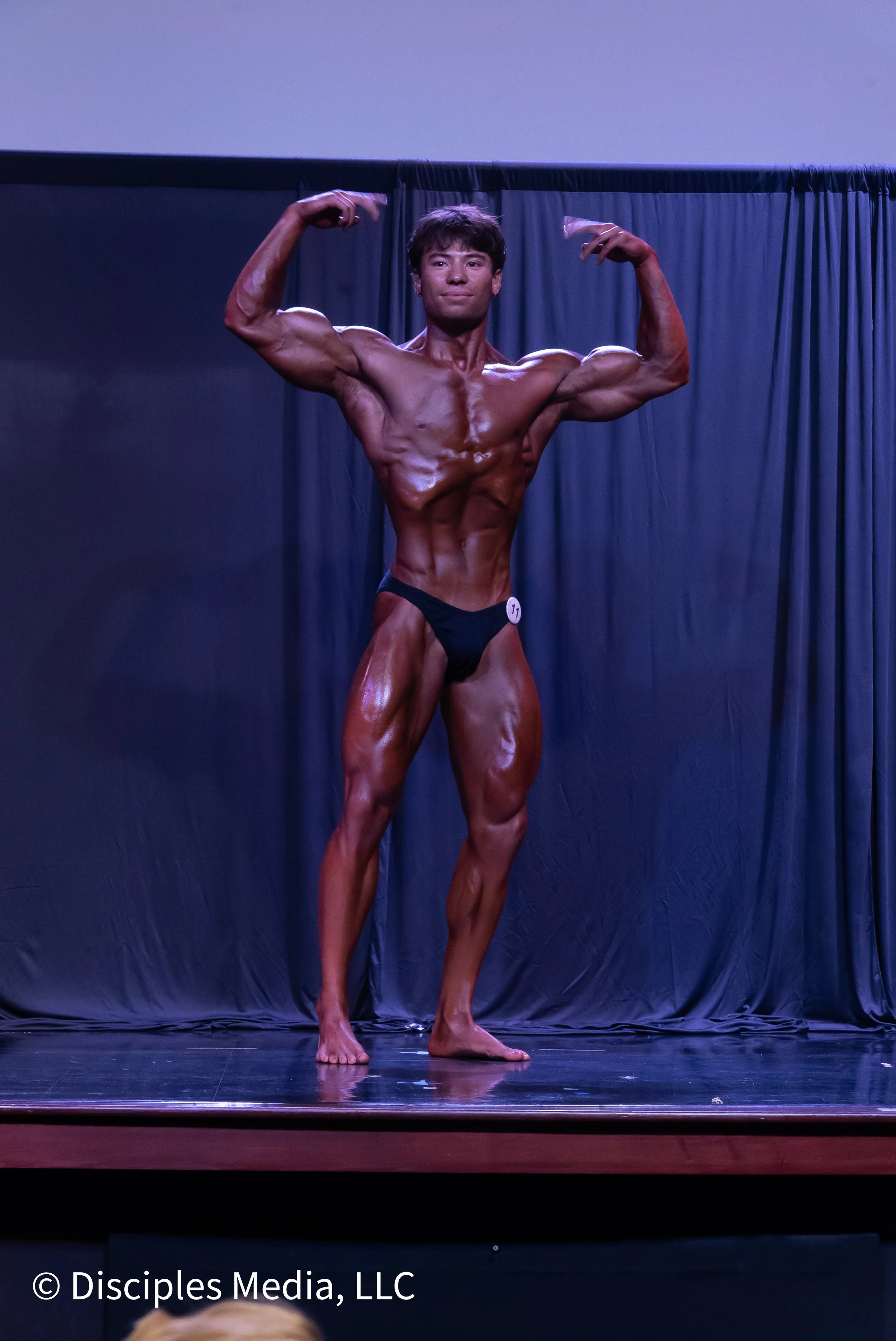 Legend #11 - Eli Siu-09.jpg