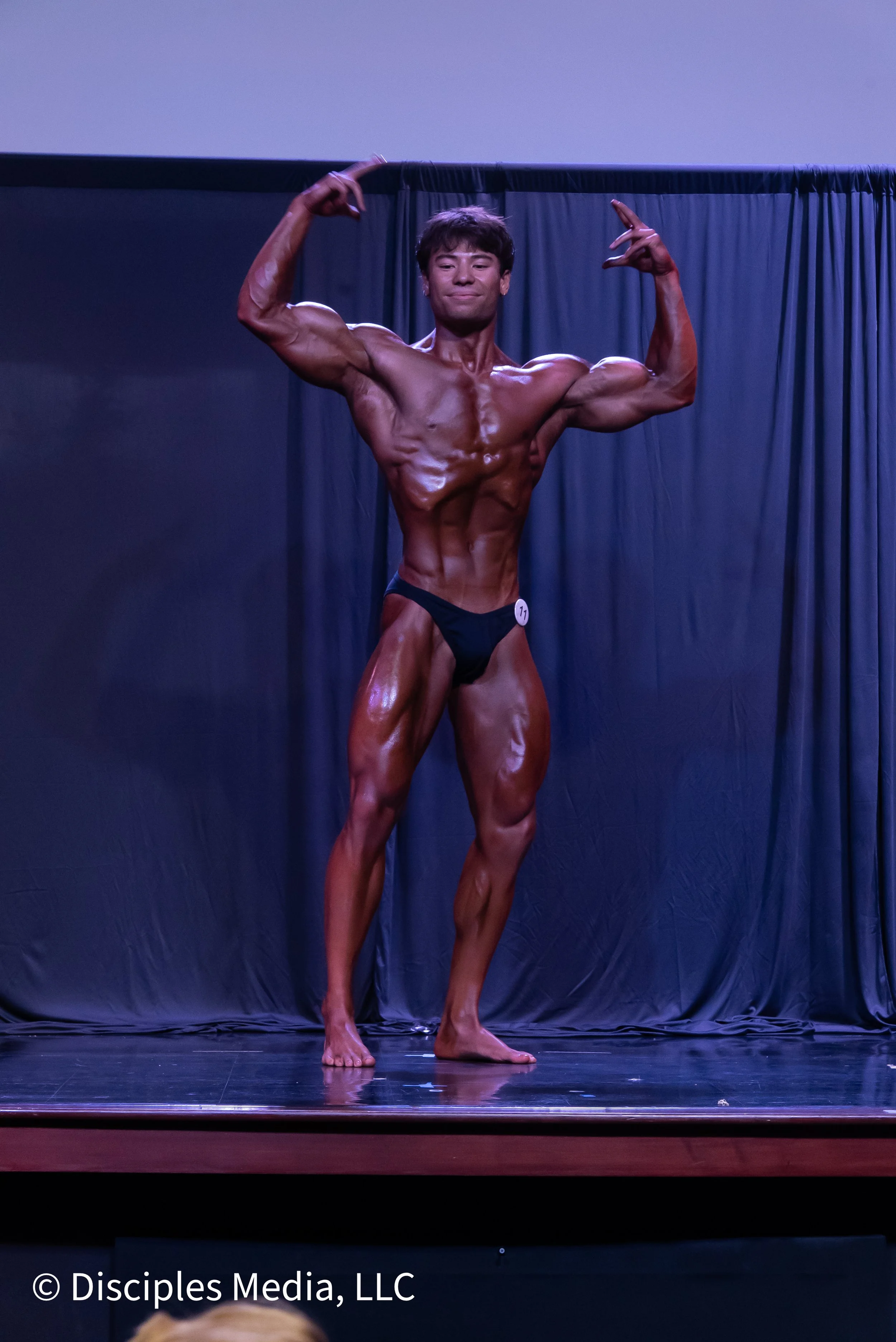Legend #11 - Eli Siu-11.jpg