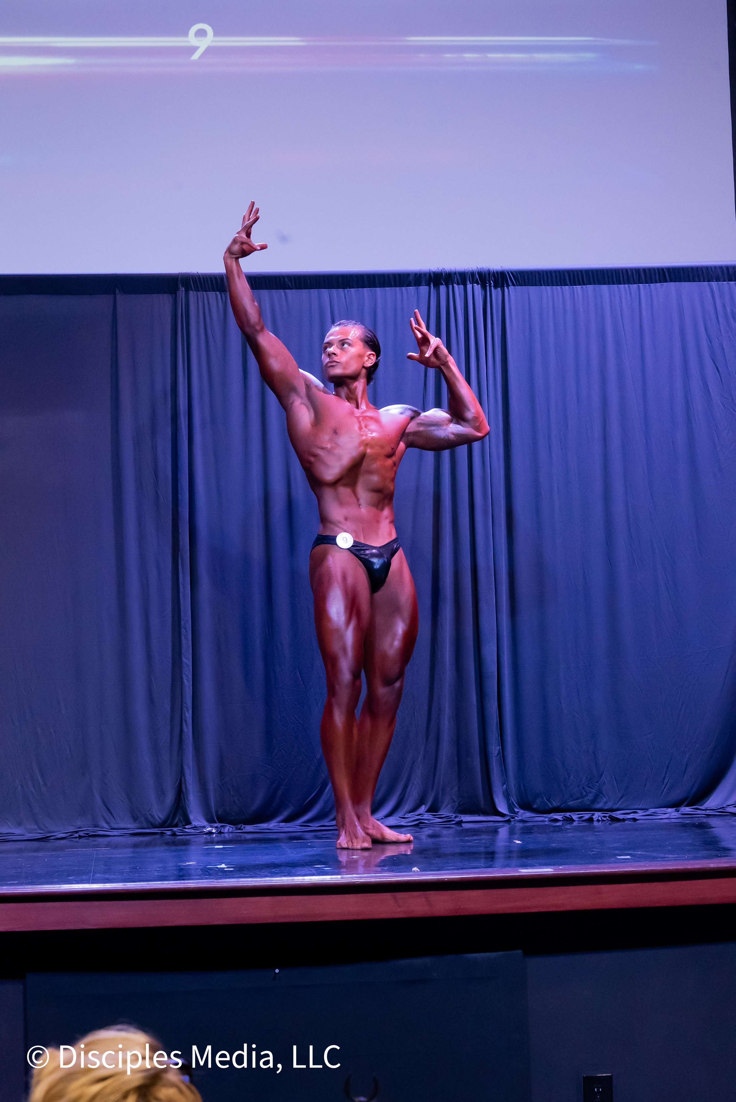 Legend #9 - DeShawn Whaler-134.jpg
