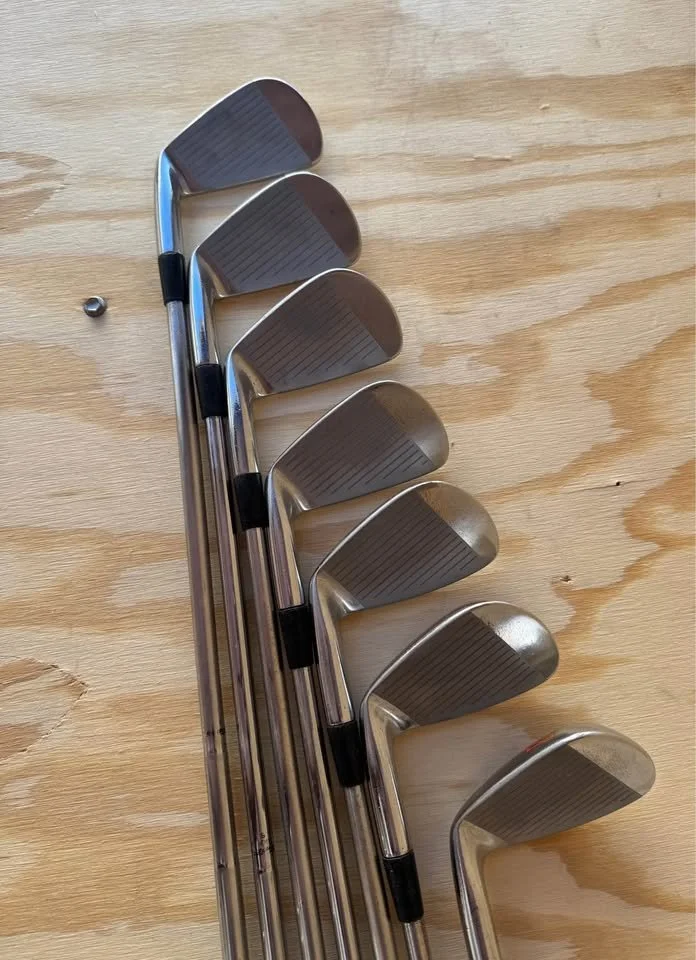 Mizuno MP60 Irons 4-PW. Custom Paint fill.