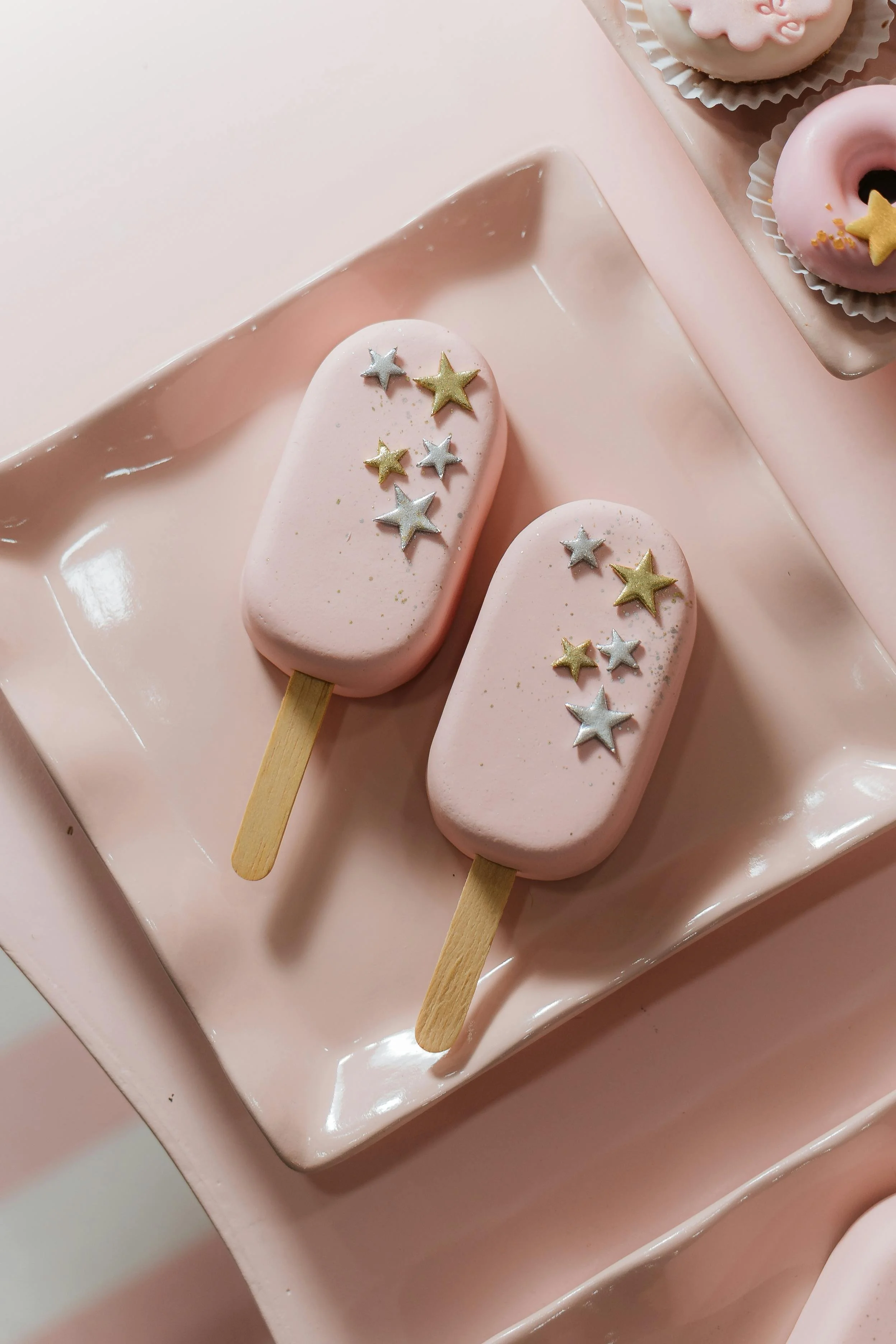 Half Dozen Cake Pops