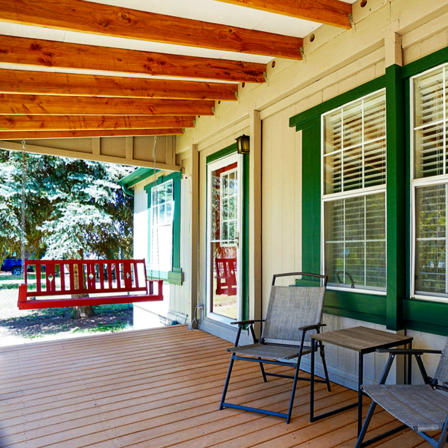 Real Estate photography red and green house in strawberry, AZ 