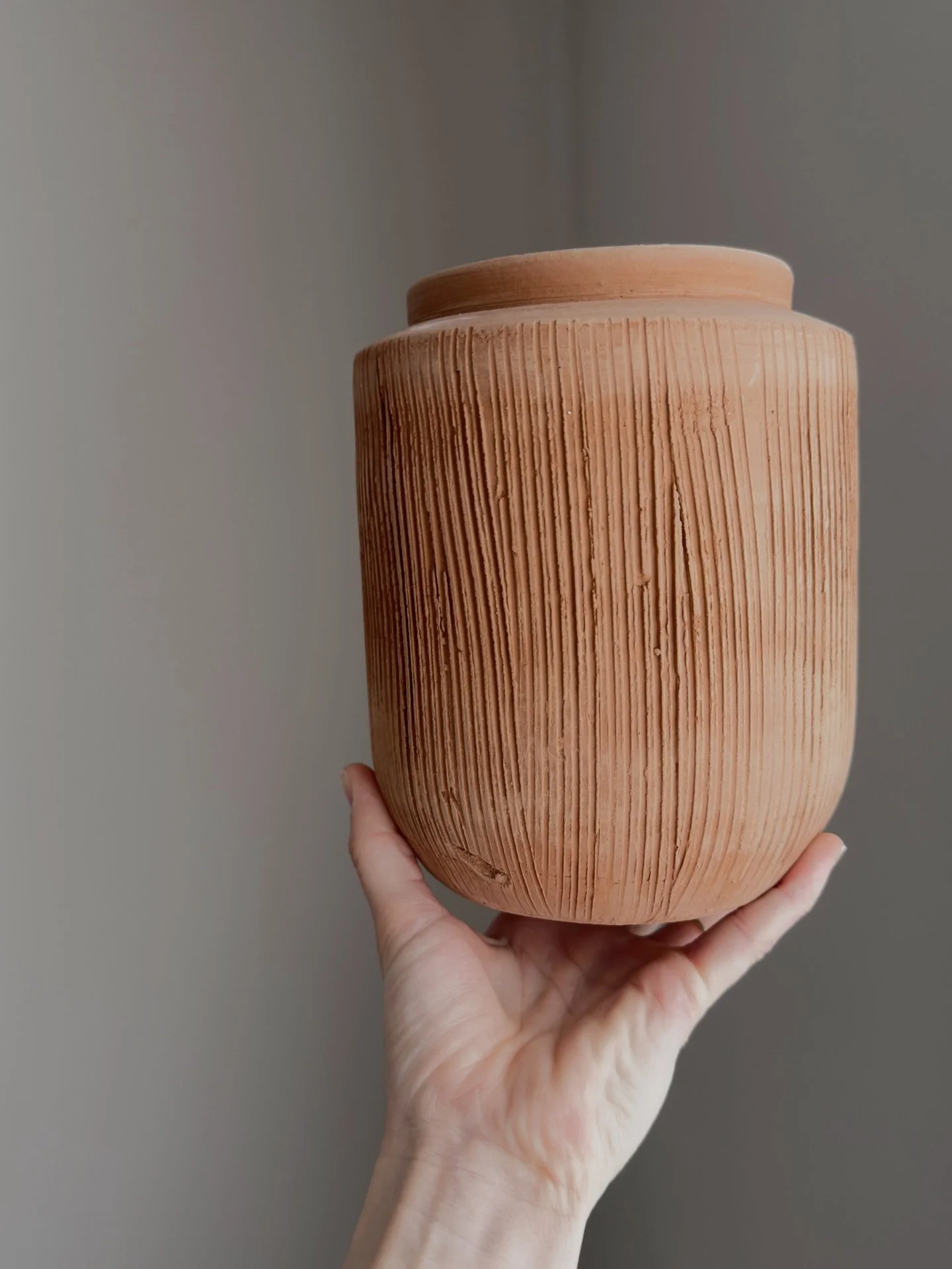 terracotta pottery coming soon..🧡

#vintage #pottery #curated #texture #home