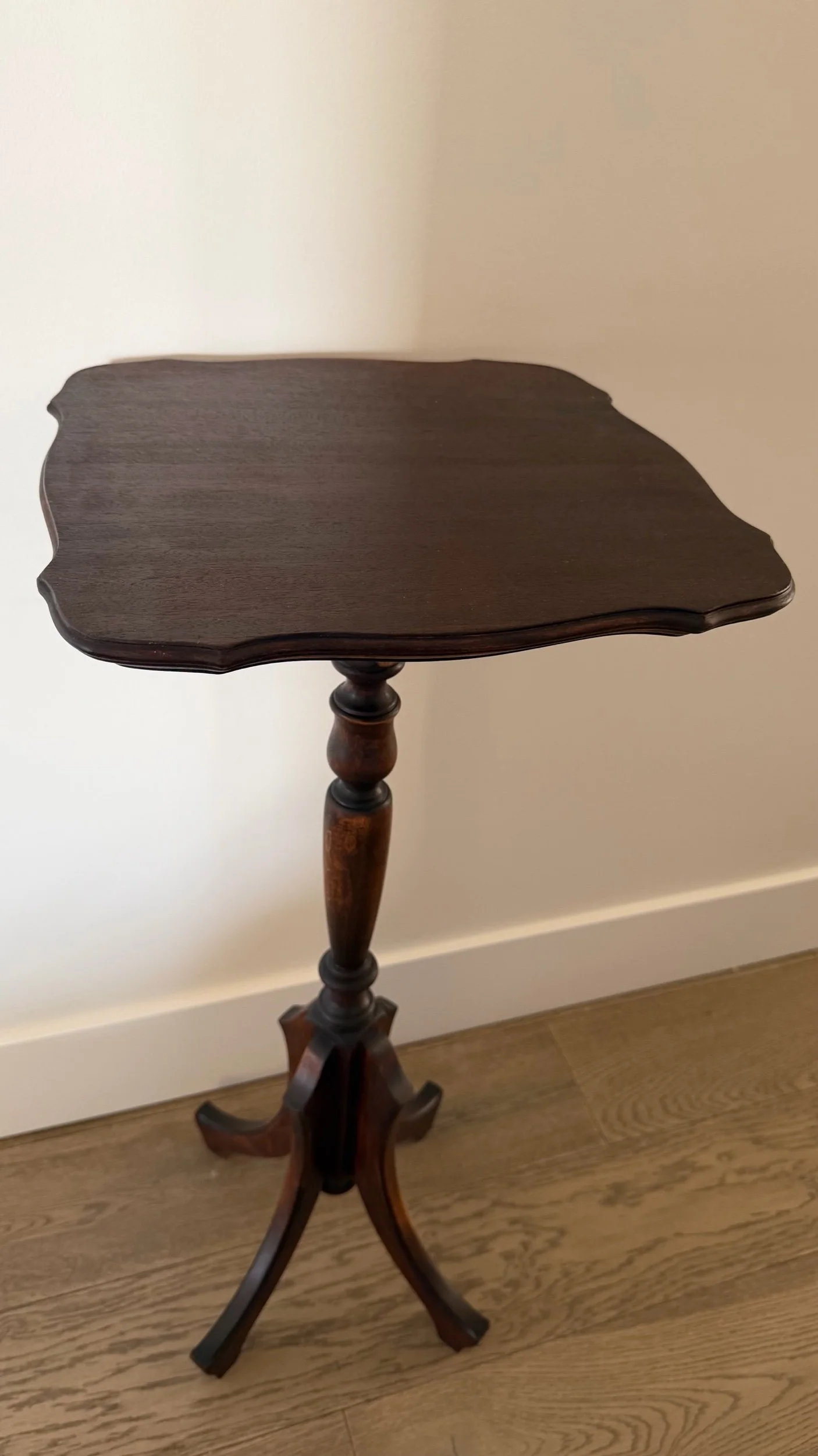 Vintage Mahogany Side Table