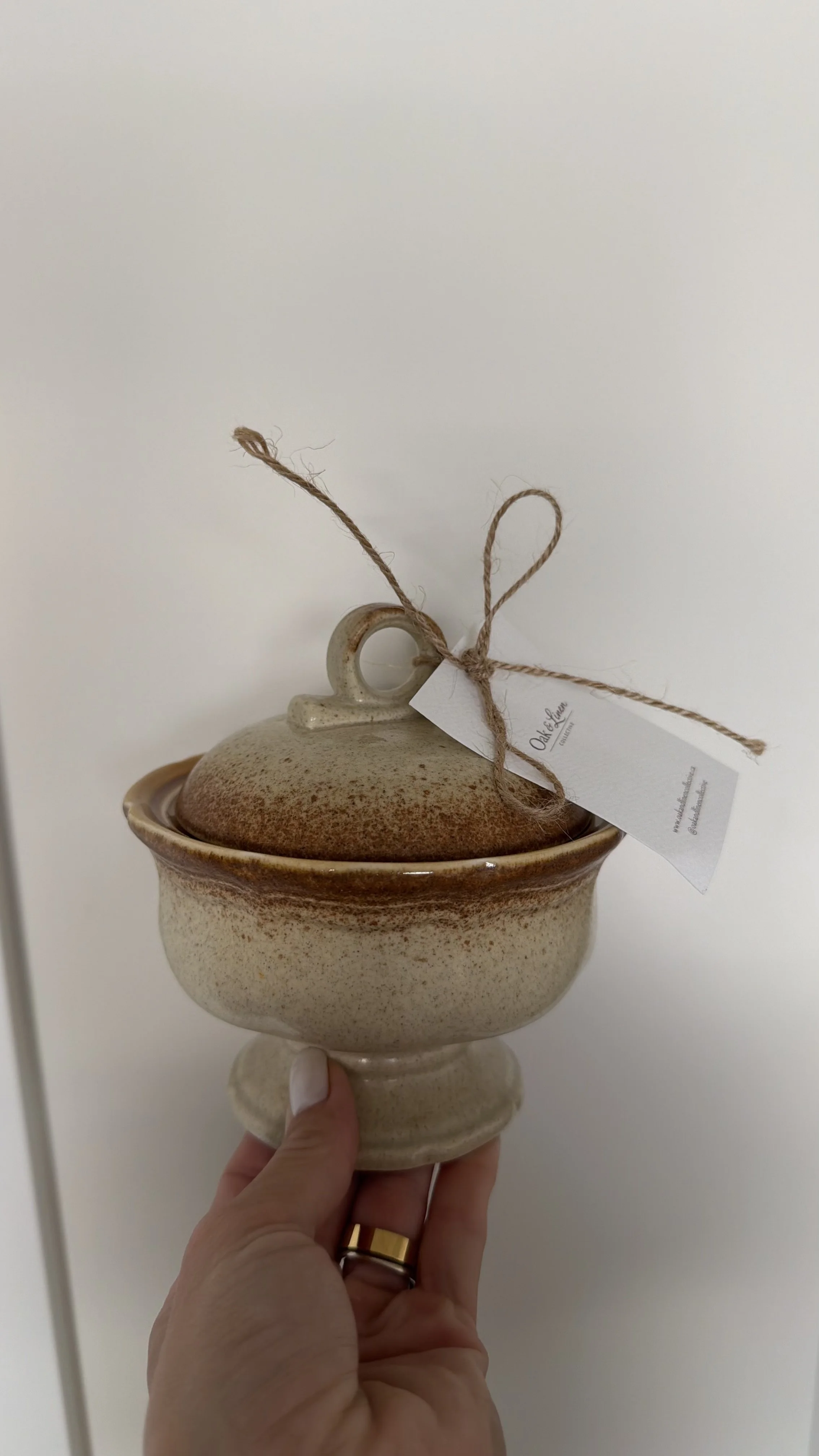 Vintage Mikasa Whole Wheat E8000 Covered Dish