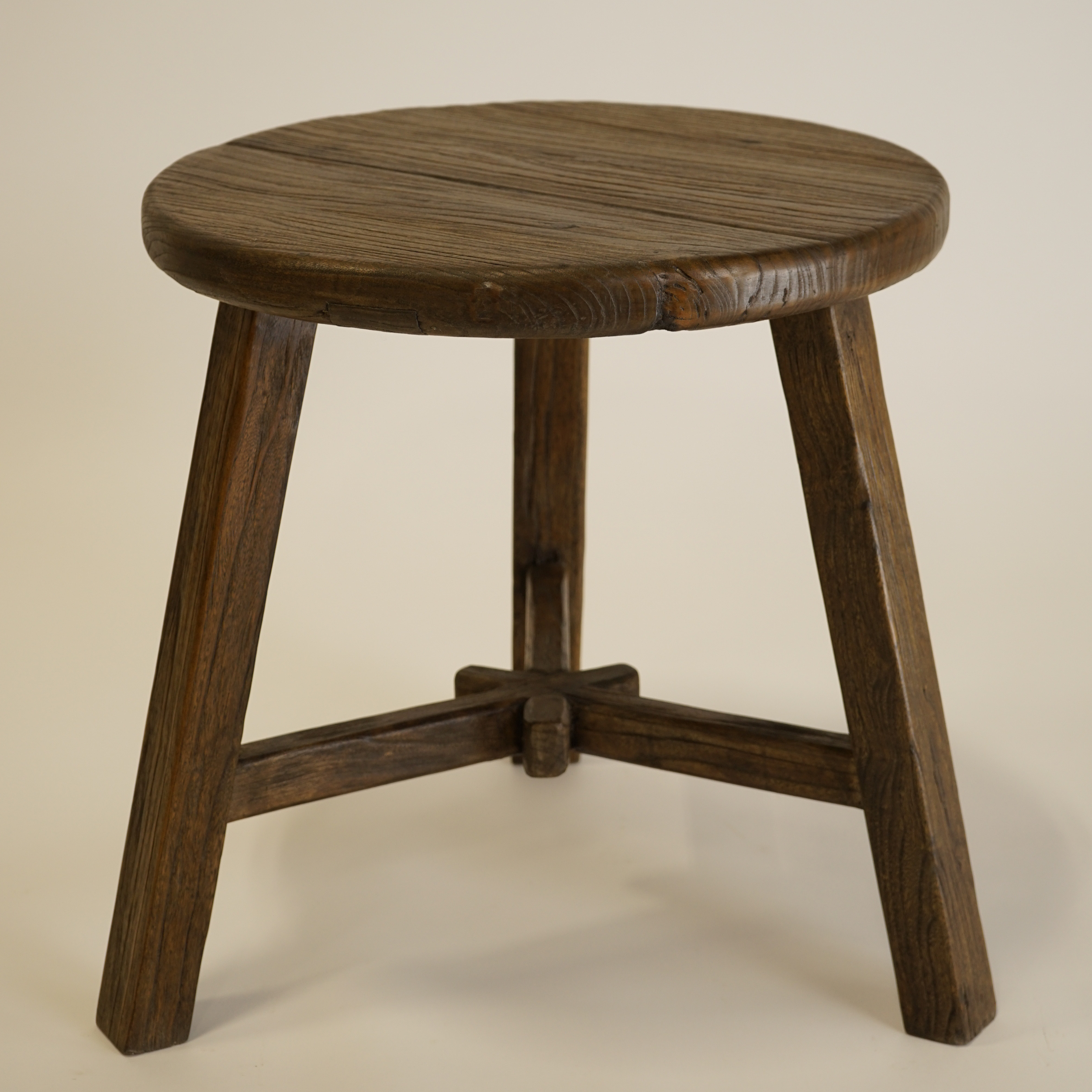 Dobbie Side Table - Aged Brown (4).png
