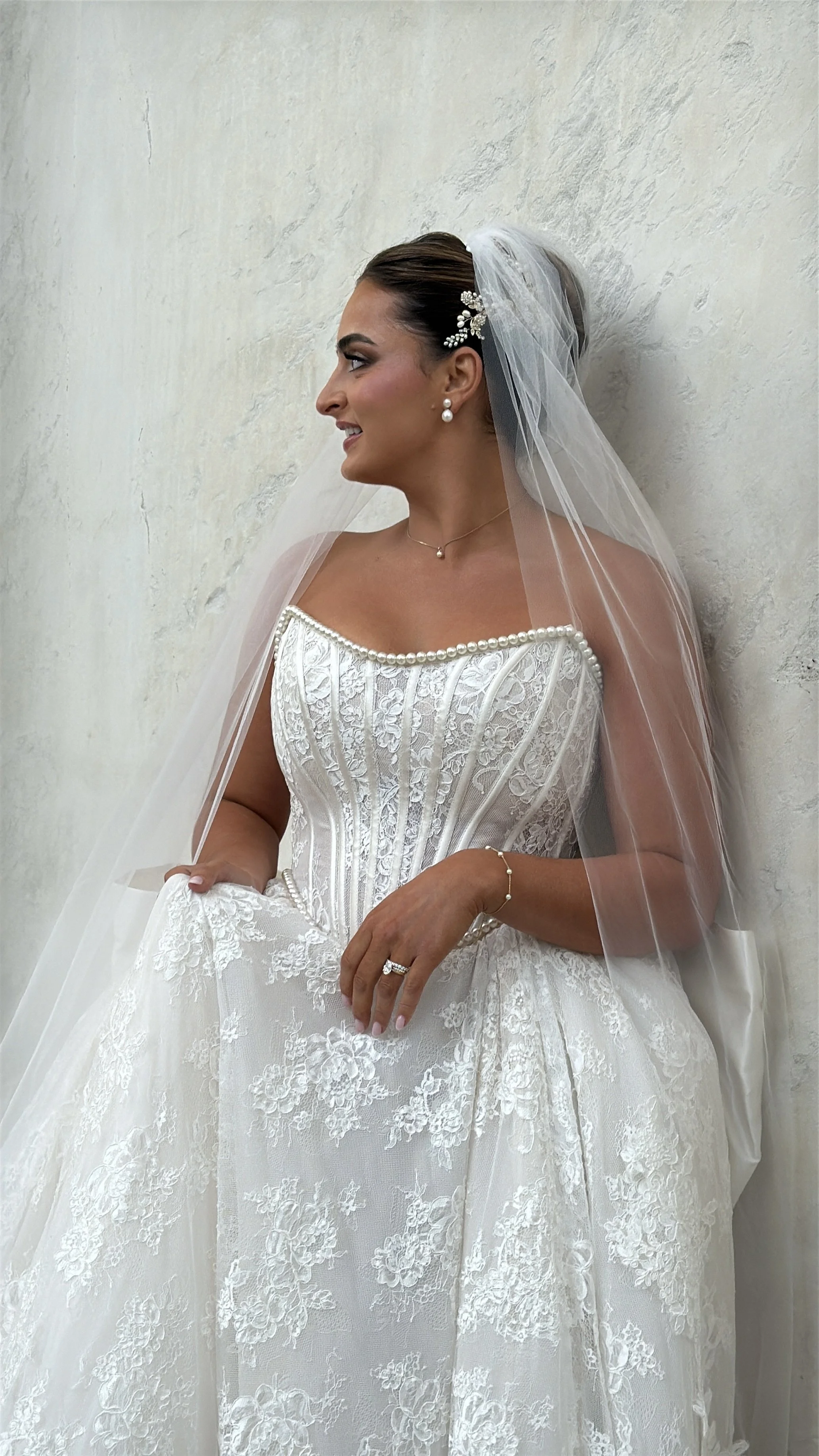 philly wedding content creator capturing authentic bridal portraits at first bank in philadelphia
