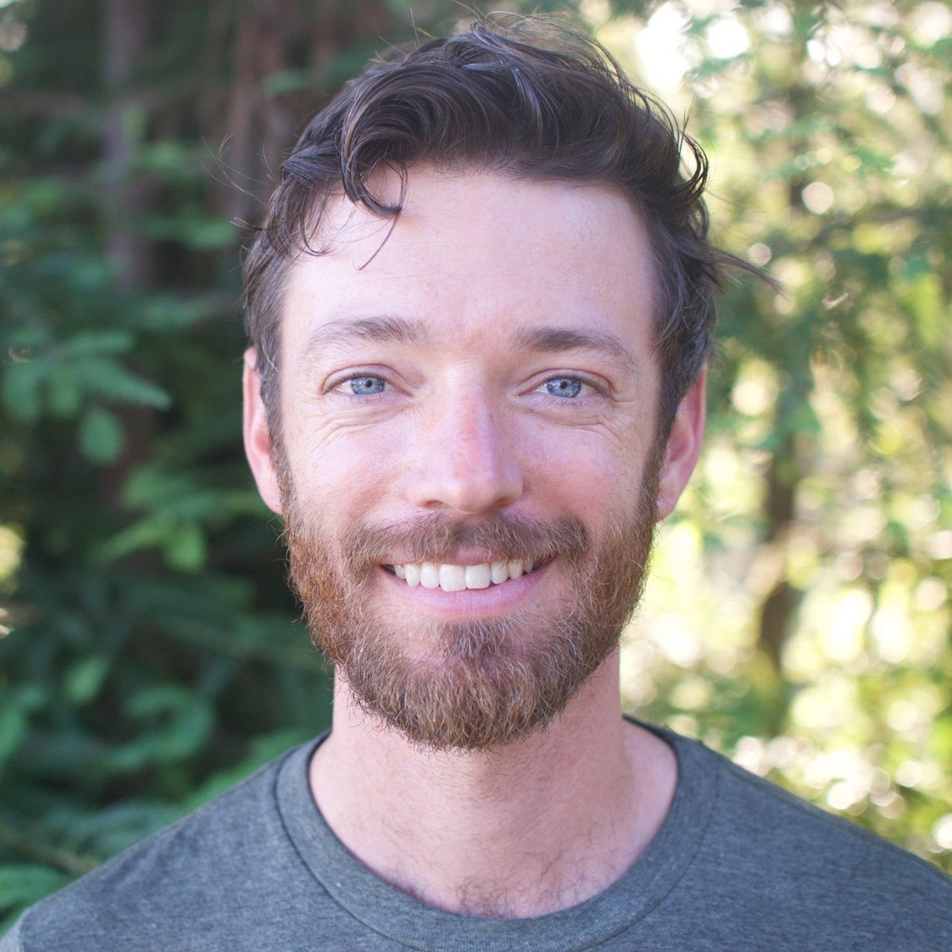 Sean Neesley, LMFT Headshot