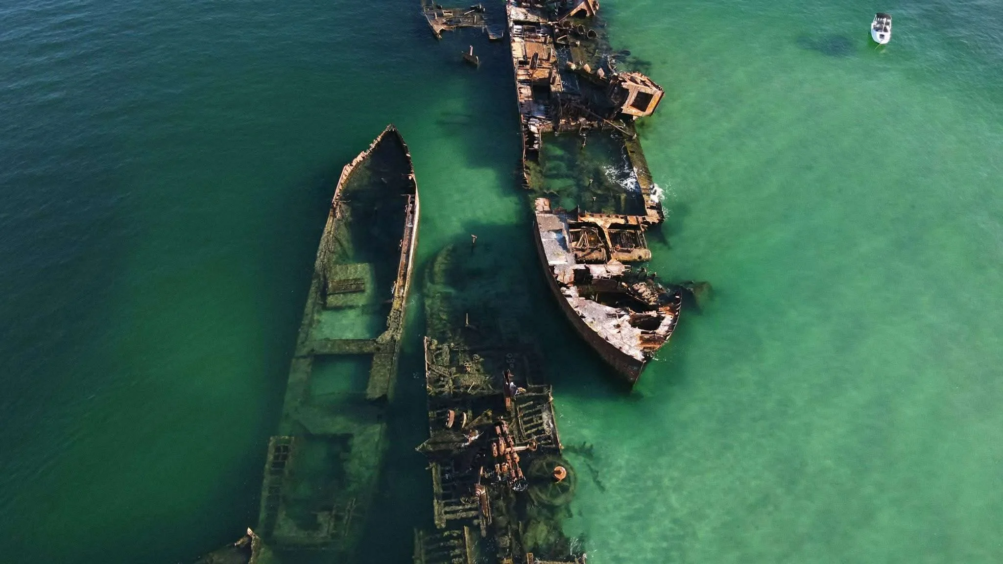 Moreton Wrecks_1.jpg