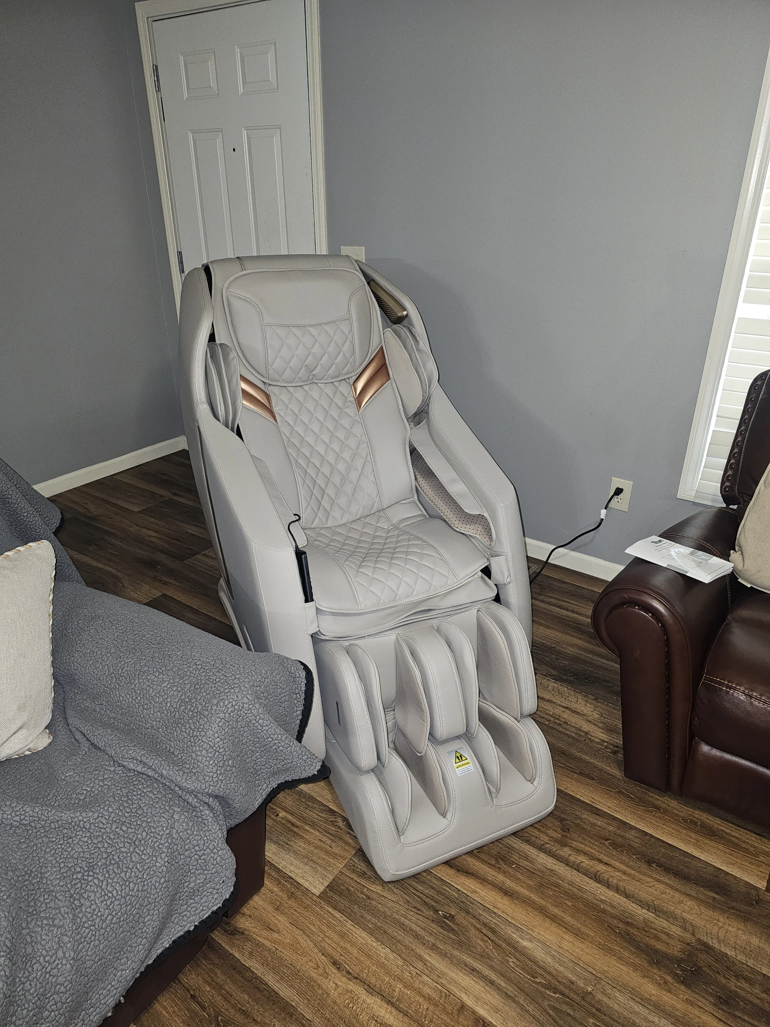 Massage Chair 2