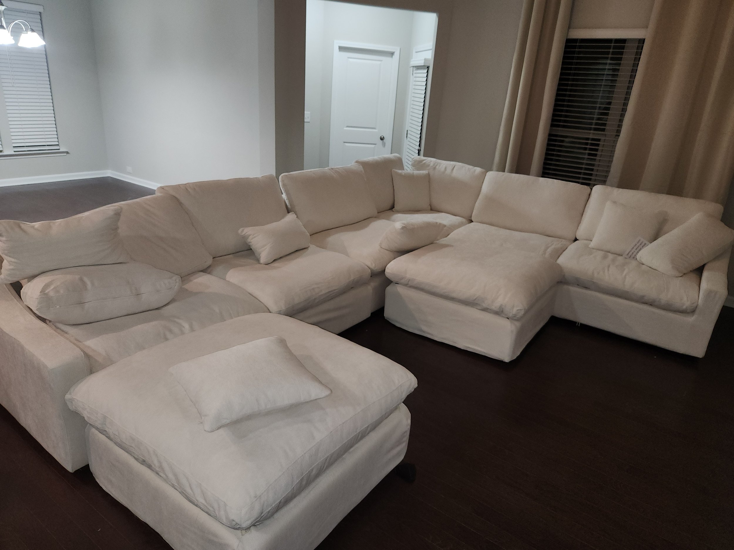 L-shaped Sofa Set